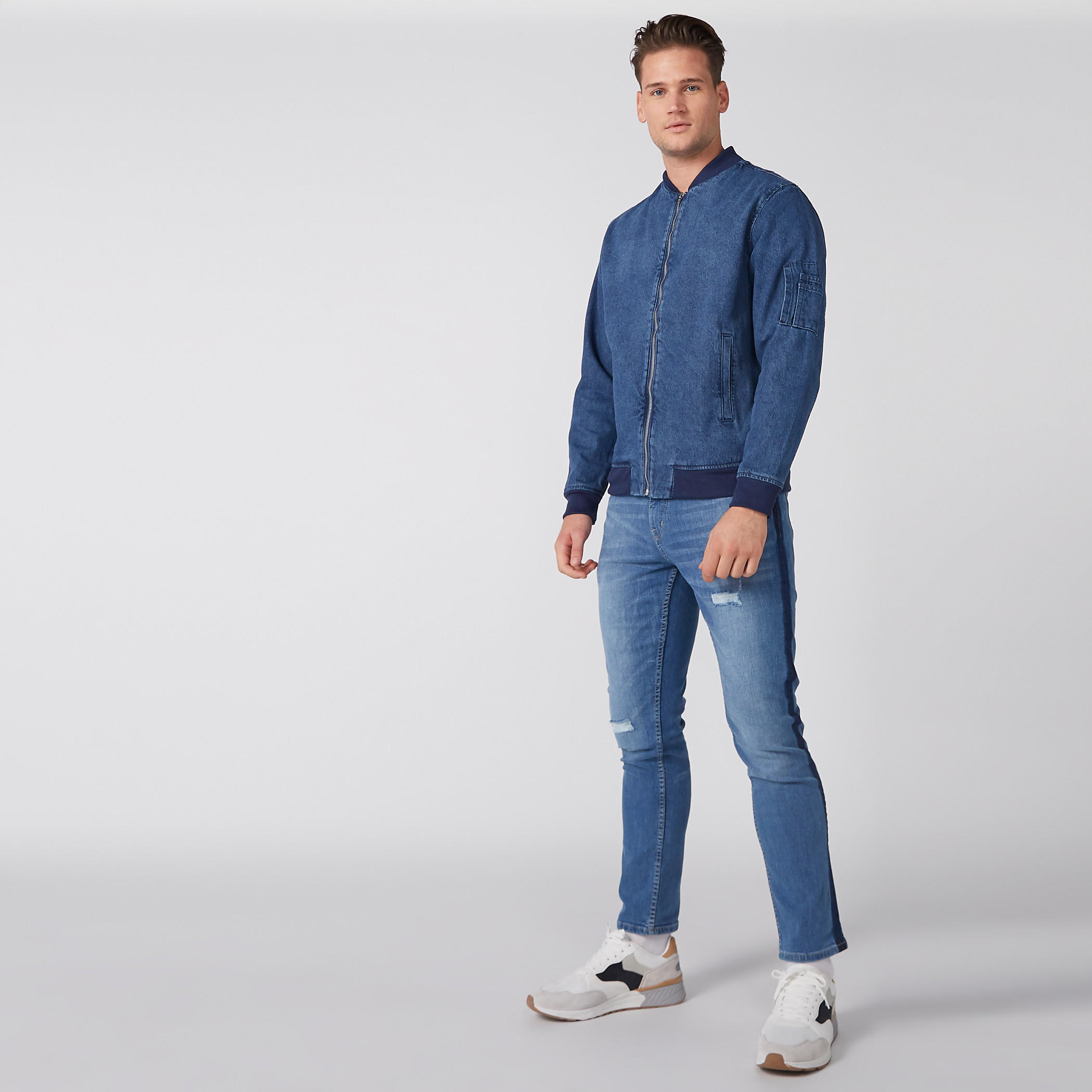جاكيت دينم بأكمام طويلة وجيوب وسحّاب إغلاق-men-clothing-jacketsandblazers-jackets-image-3