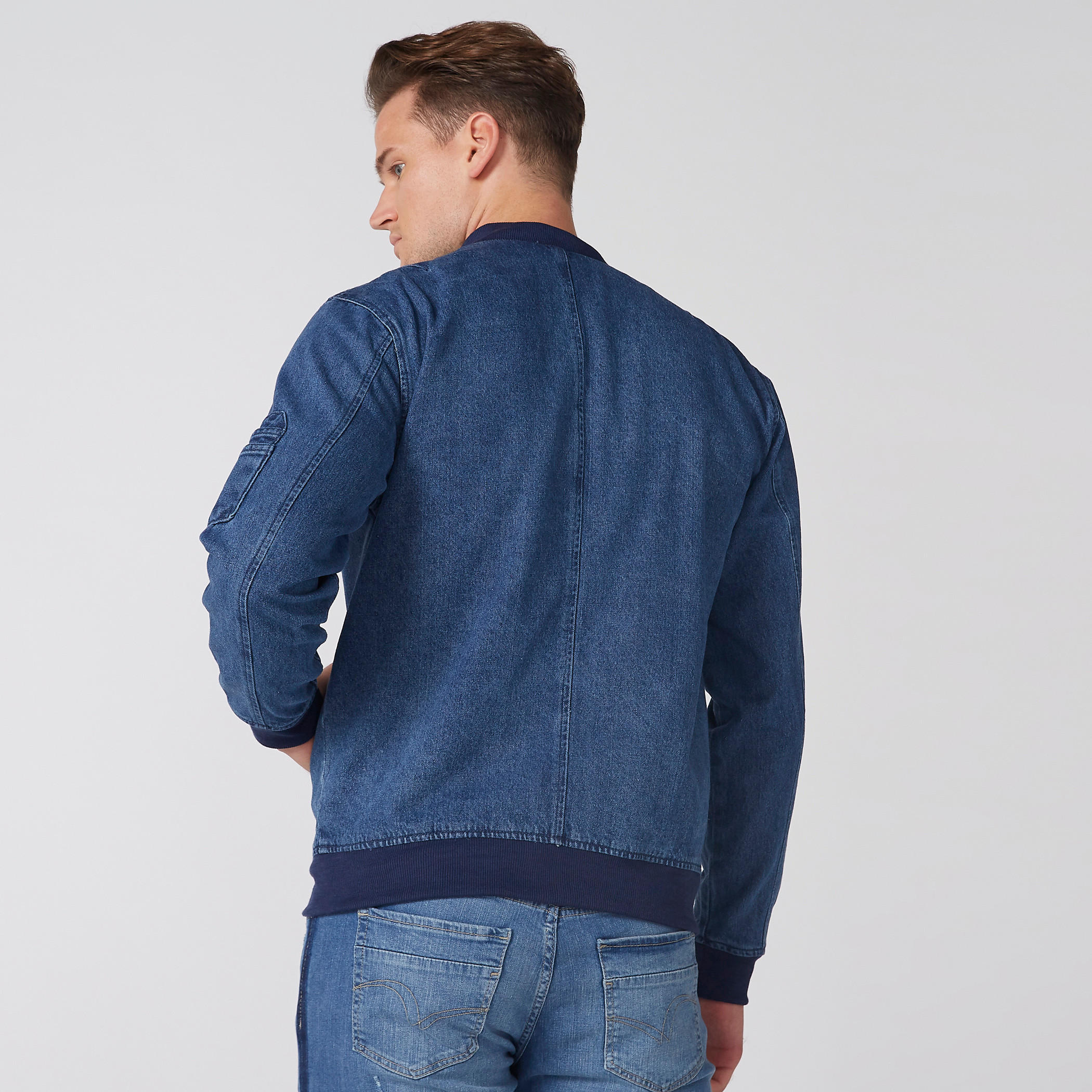 جاكيت دينم بأكمام طويلة وجيوب وسحّاب إغلاق-men-clothing-jacketsandblazers-jackets-image-4