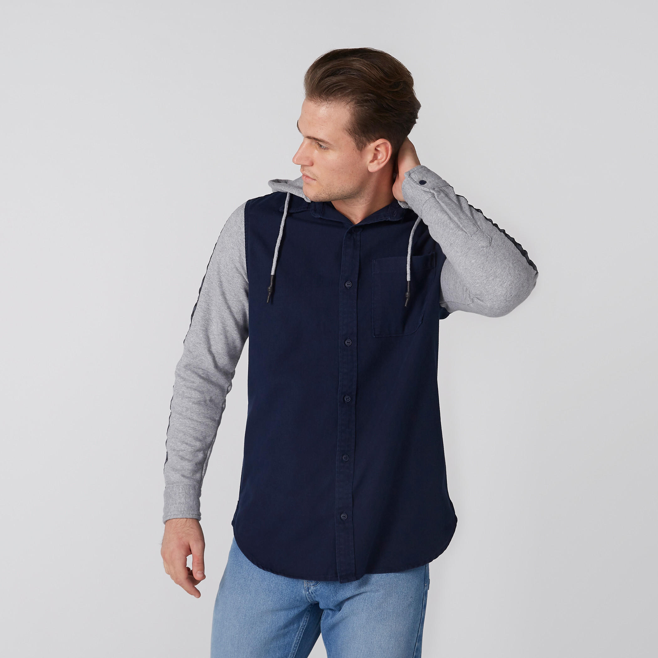 قميص بجيوب وقبعة قابلة للفصل وأزرار-men-clothing-shirts-image-1