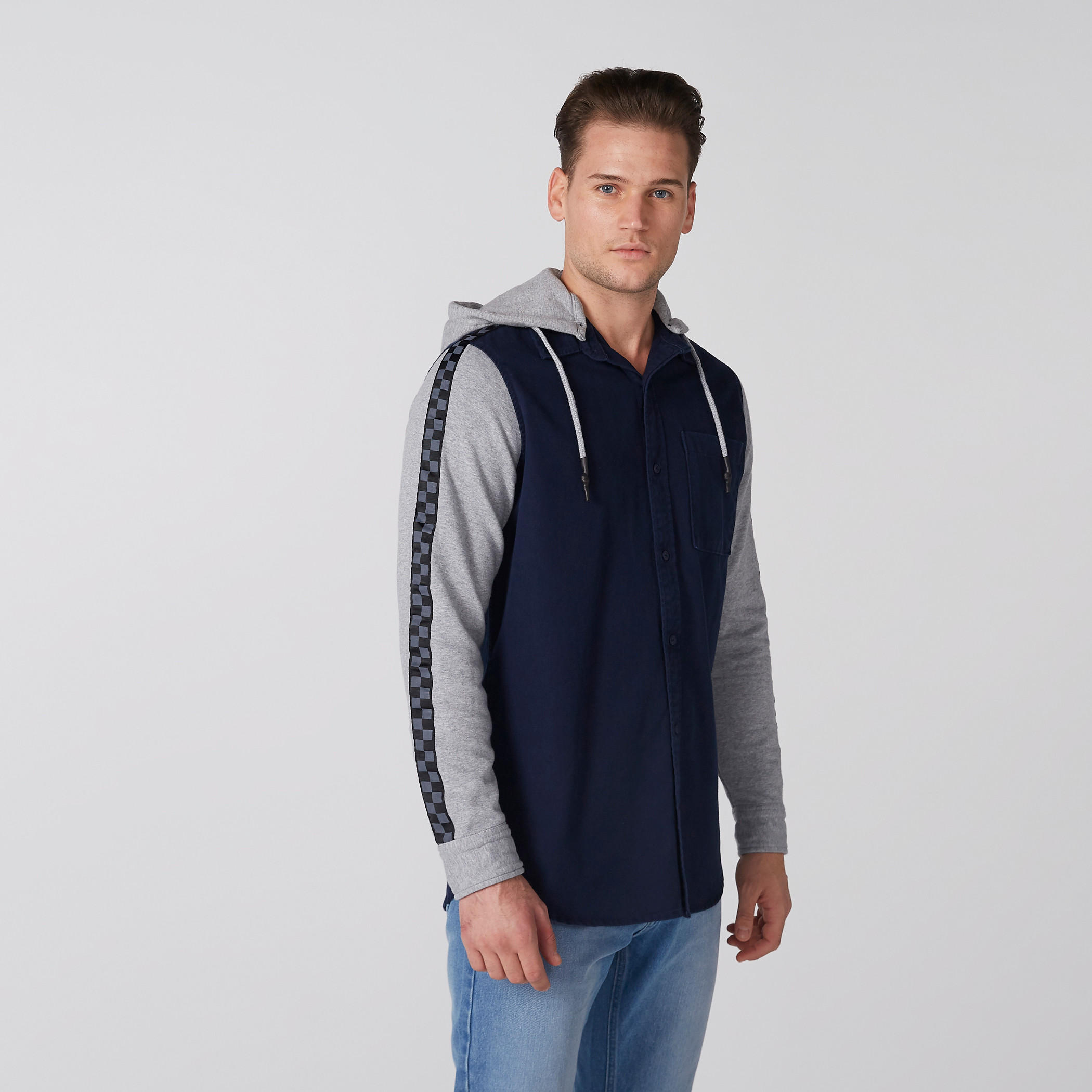 قميص بجيوب وقبعة قابلة للفصل وأزرار-men-clothing-shirts-image-3