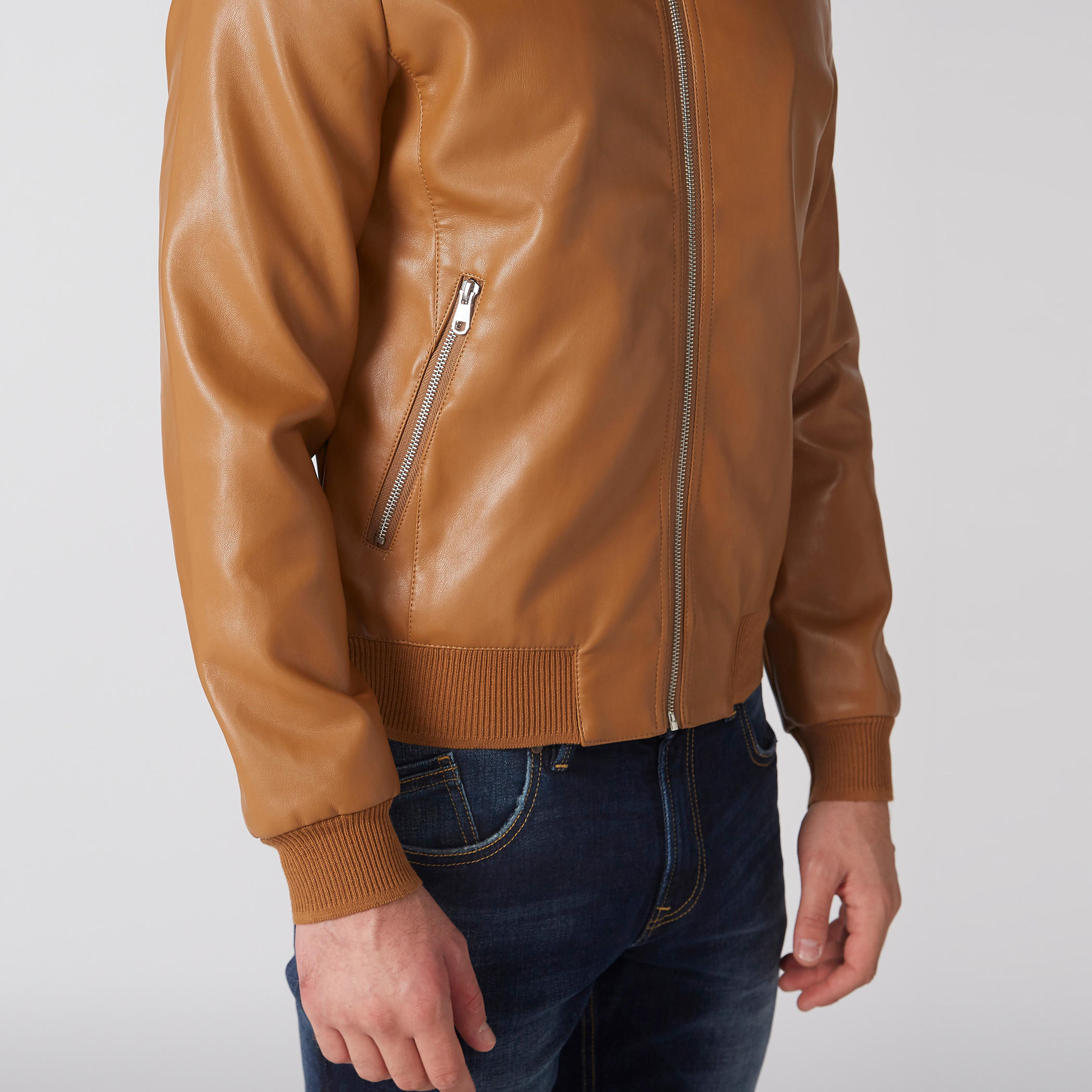 جاكيت بأكمام طويلة وسحّاب إغلاق وجيوب-men-clothing-jacketsandblazers-jackets-image-20
