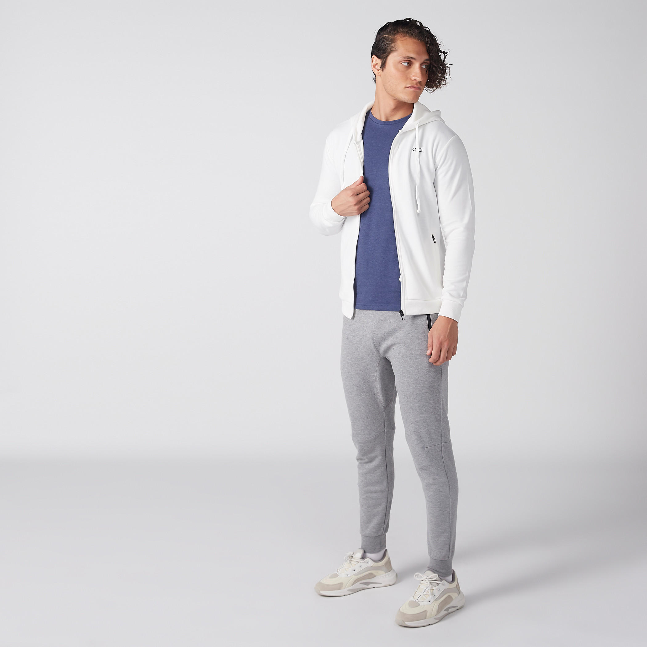 تيشيرت بياقة ضيّقة وأكمام قصيرة من لي كوبر-men-clothing-tshirtsandpolos-tshirts-image-1