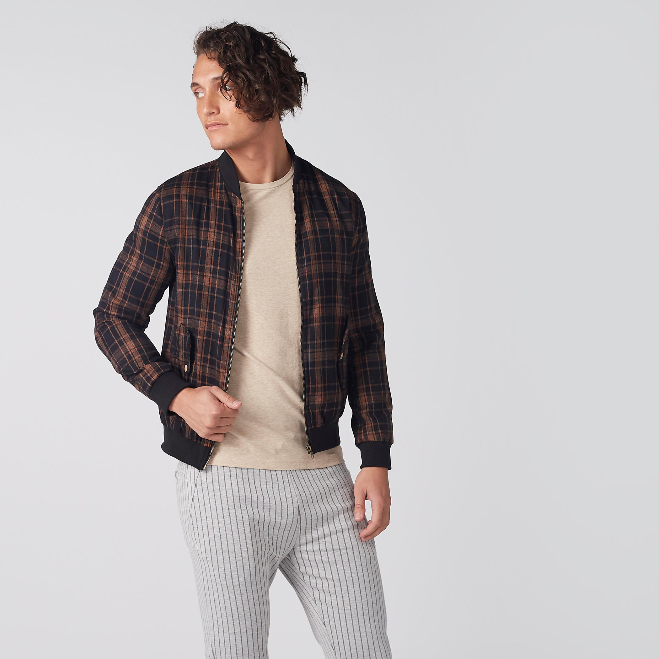 جاكيت كاروهات بسحّاب إغلاق وجيوب-men-clothing-jacketsandblazers-jackets-image-4