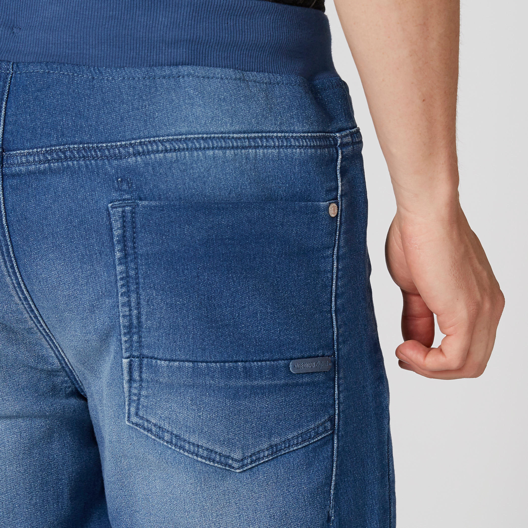 بنطال رياضي دينم بجيوب ورباط من لي كوبر-men-clothing-bottoms-joggers-image-5