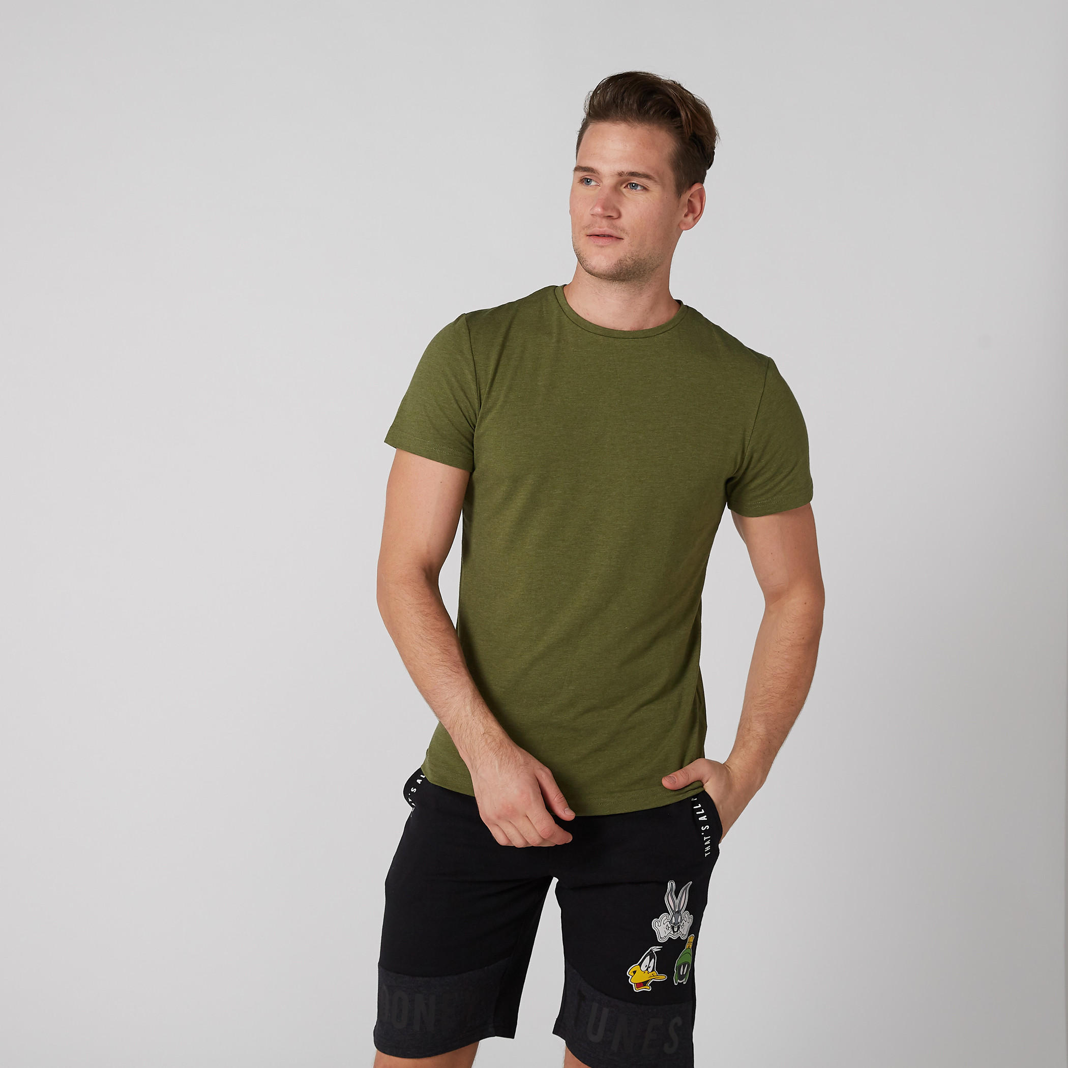تيشيرت بياقة مستديرة وأكمام قصيرة من لي كوبر-men-clothing-tshirtsandpolos-tshirts-image-1