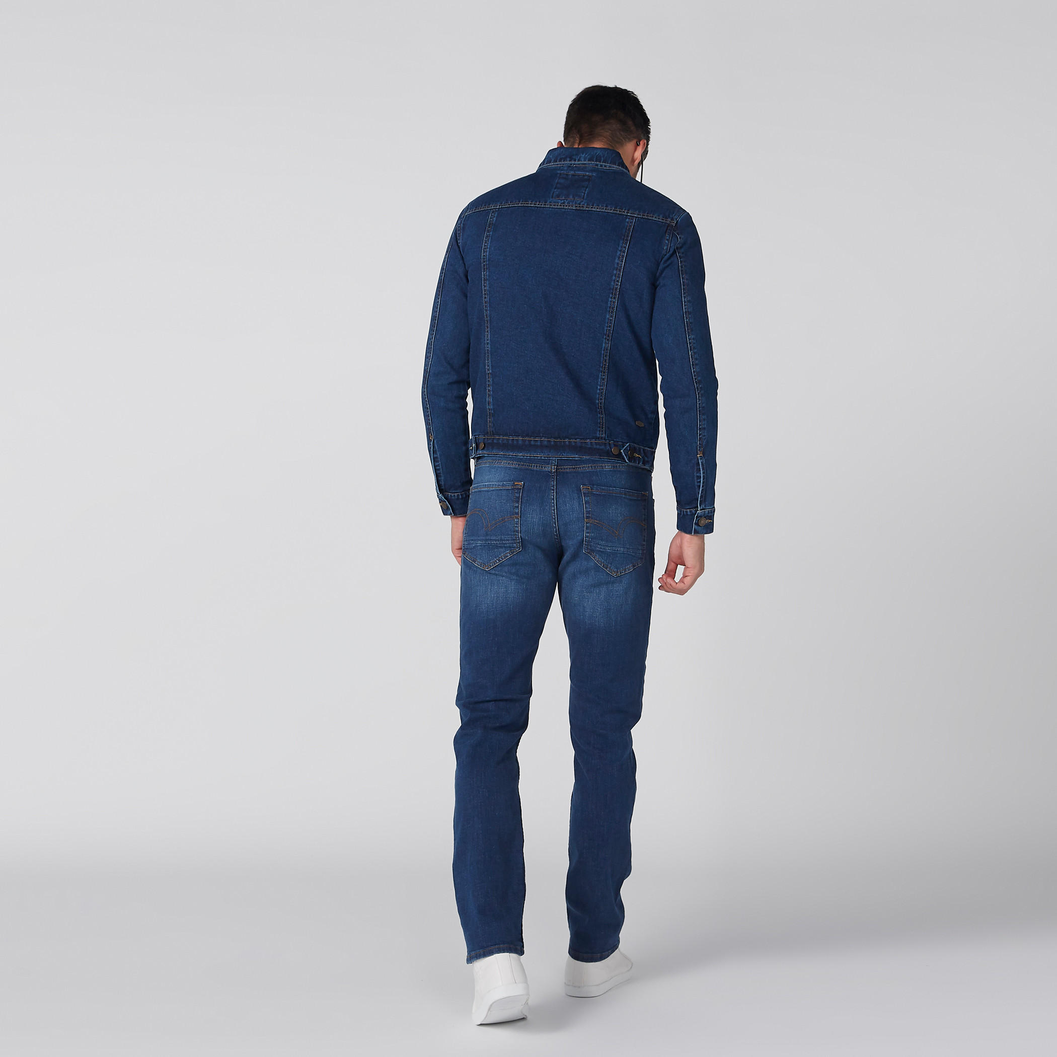 بنطال جينز طويل بقصة مستقيمة وجيوب-men-clothing-bottoms-jeans-image-6