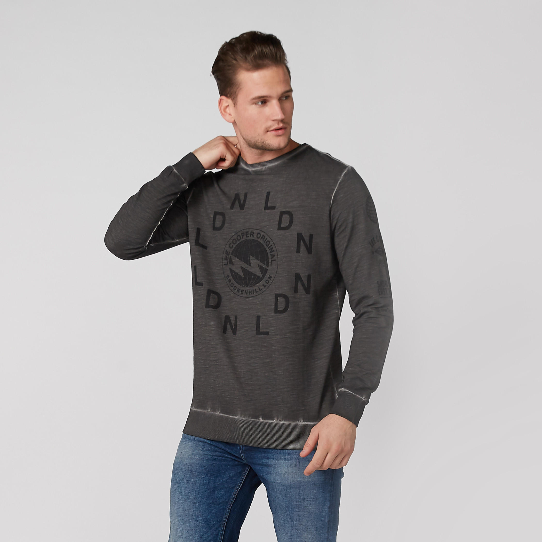 Lee Cooper Printed Sweatshirt with Round Neck and Long Sleeves-men-winterwear-hoodiesandsweatshirts-image-1