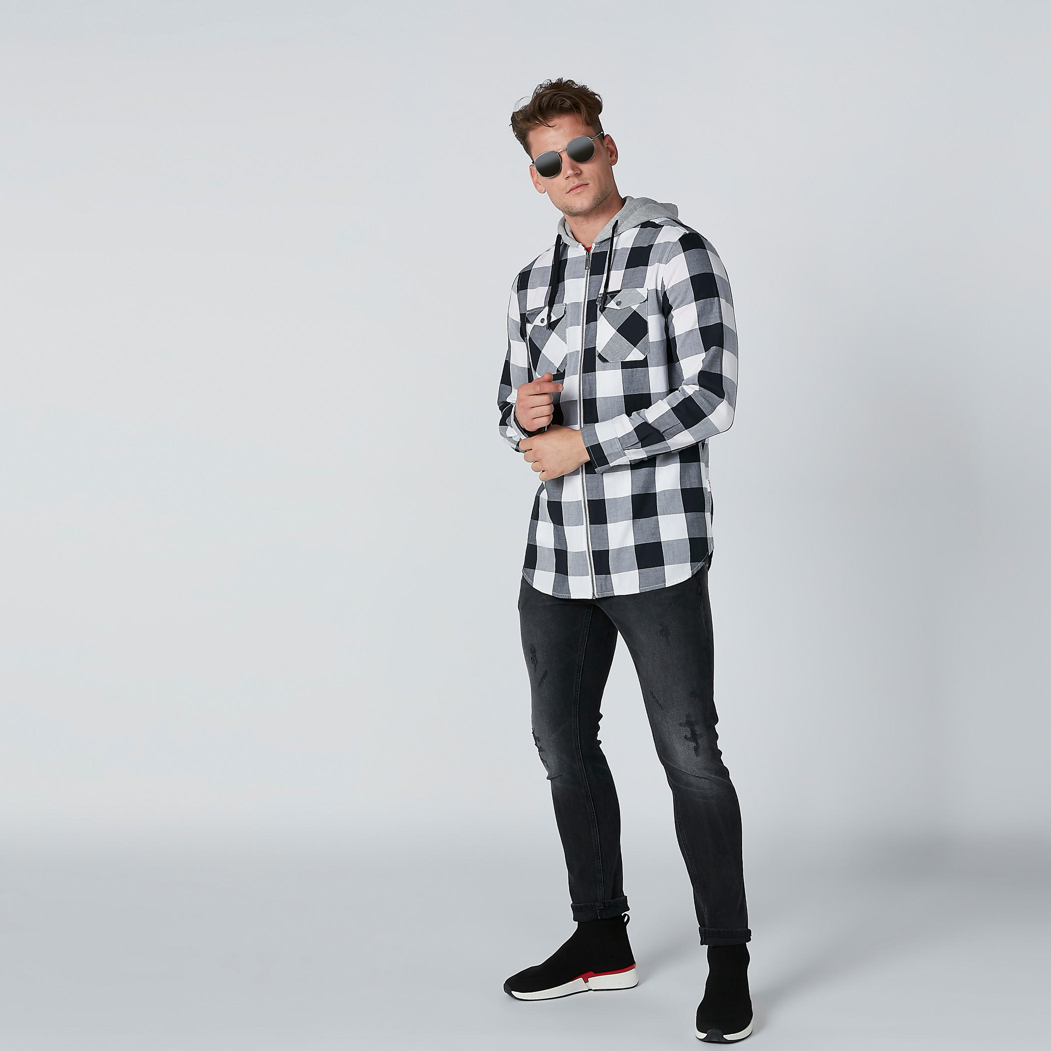 قميص كاروهات بقصّة سليم فيت وأكمام طويلة-men-clothing-shirts-image-4
