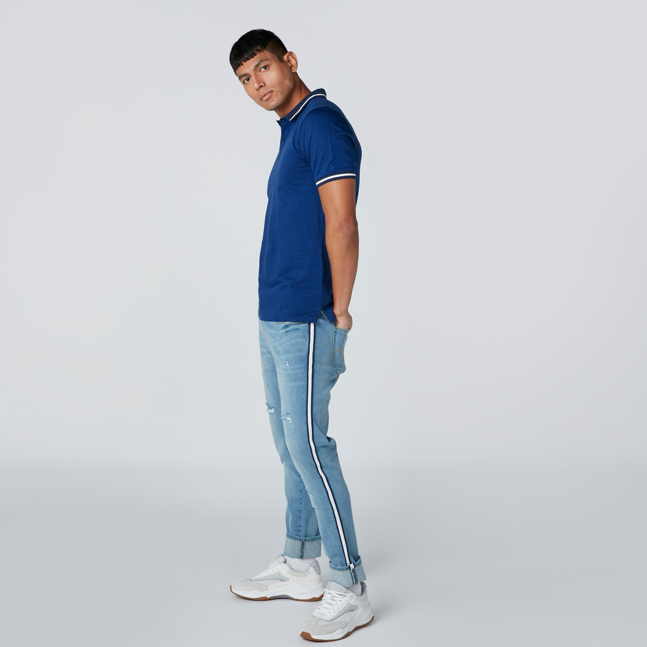 جينز مقلم بجيوب-men-clothing-bottoms-jeans-image-3