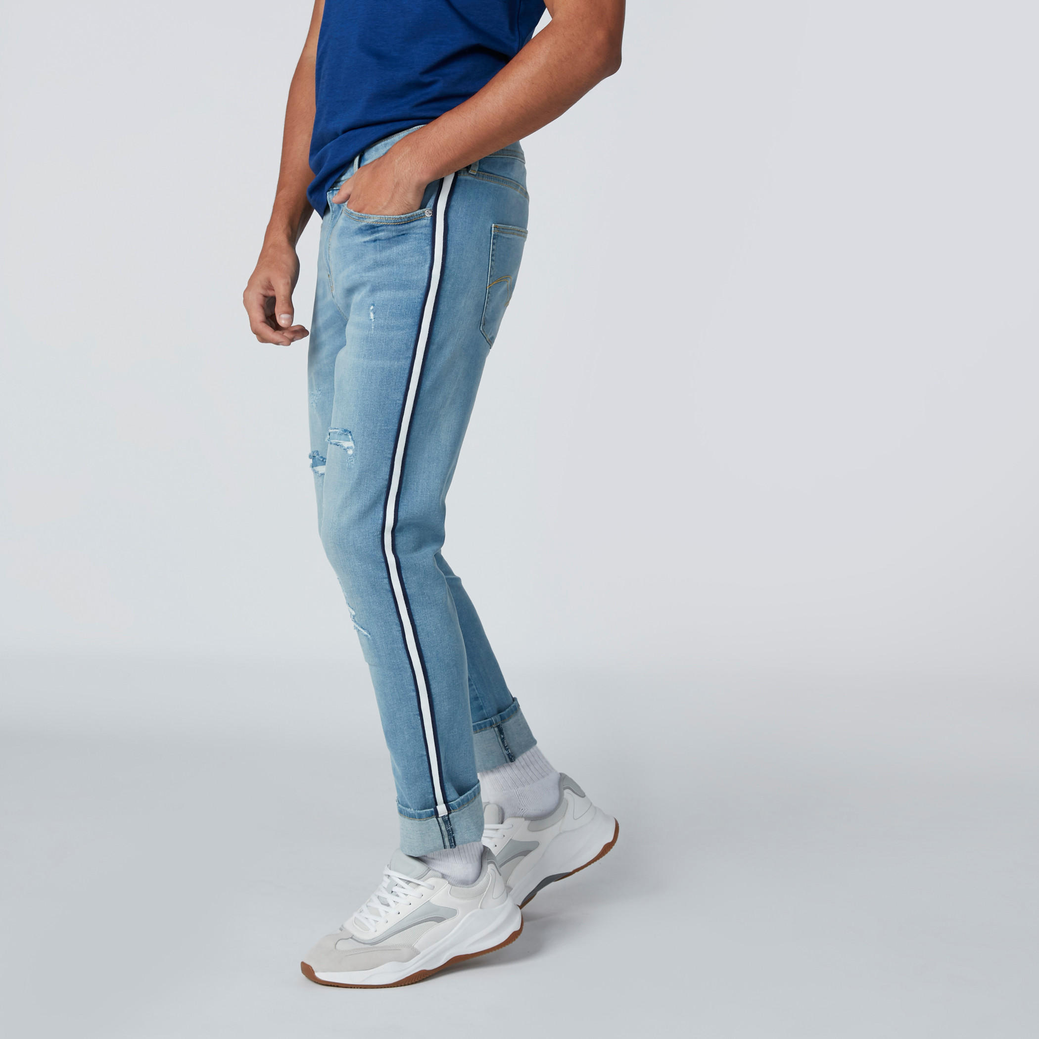 جينز مقلم بجيوب-men-clothing-bottoms-jeans-image-4