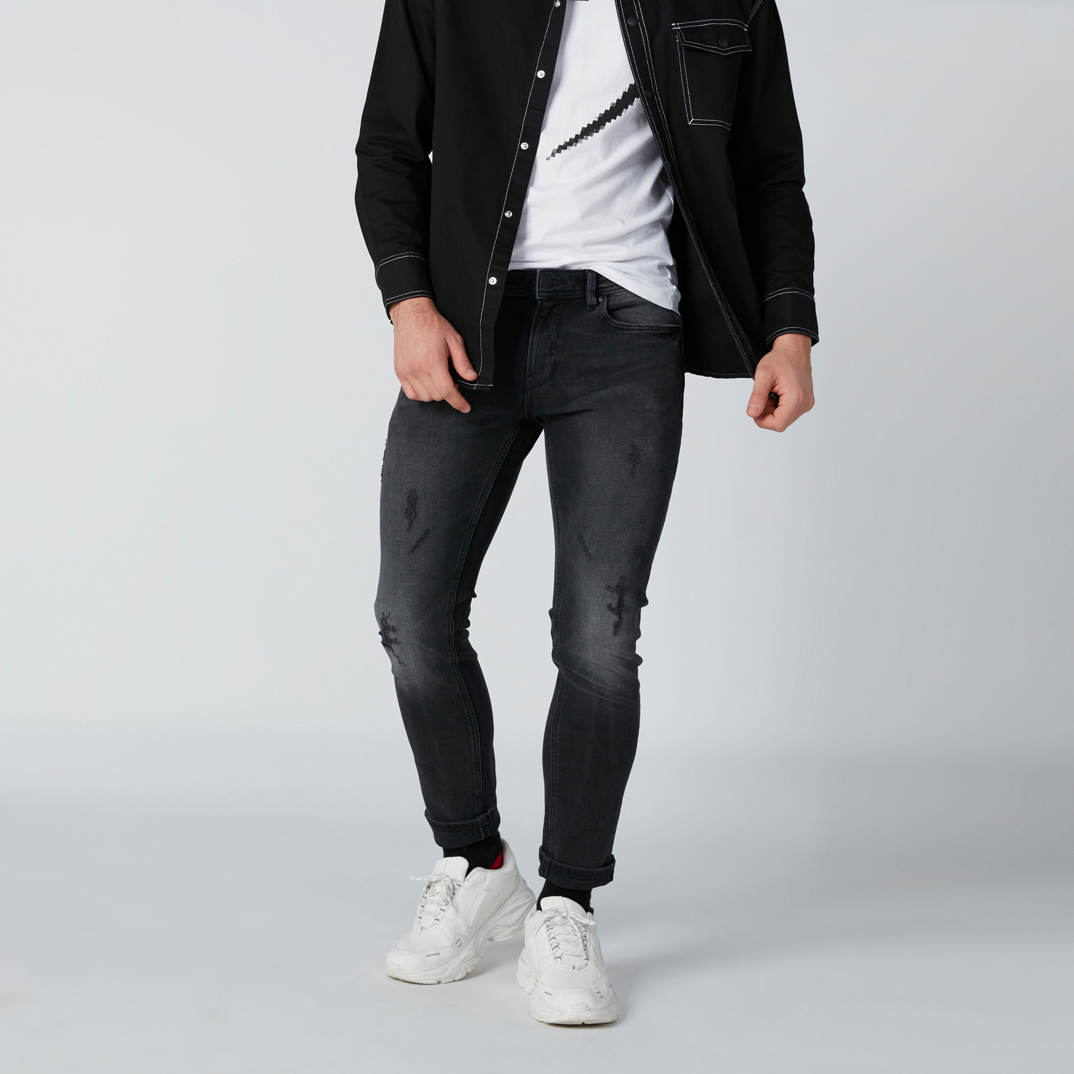 بنطال جينز سليم بتصميم ممزّق وسحّاب-men-clothing-bottoms-jeans-image-3