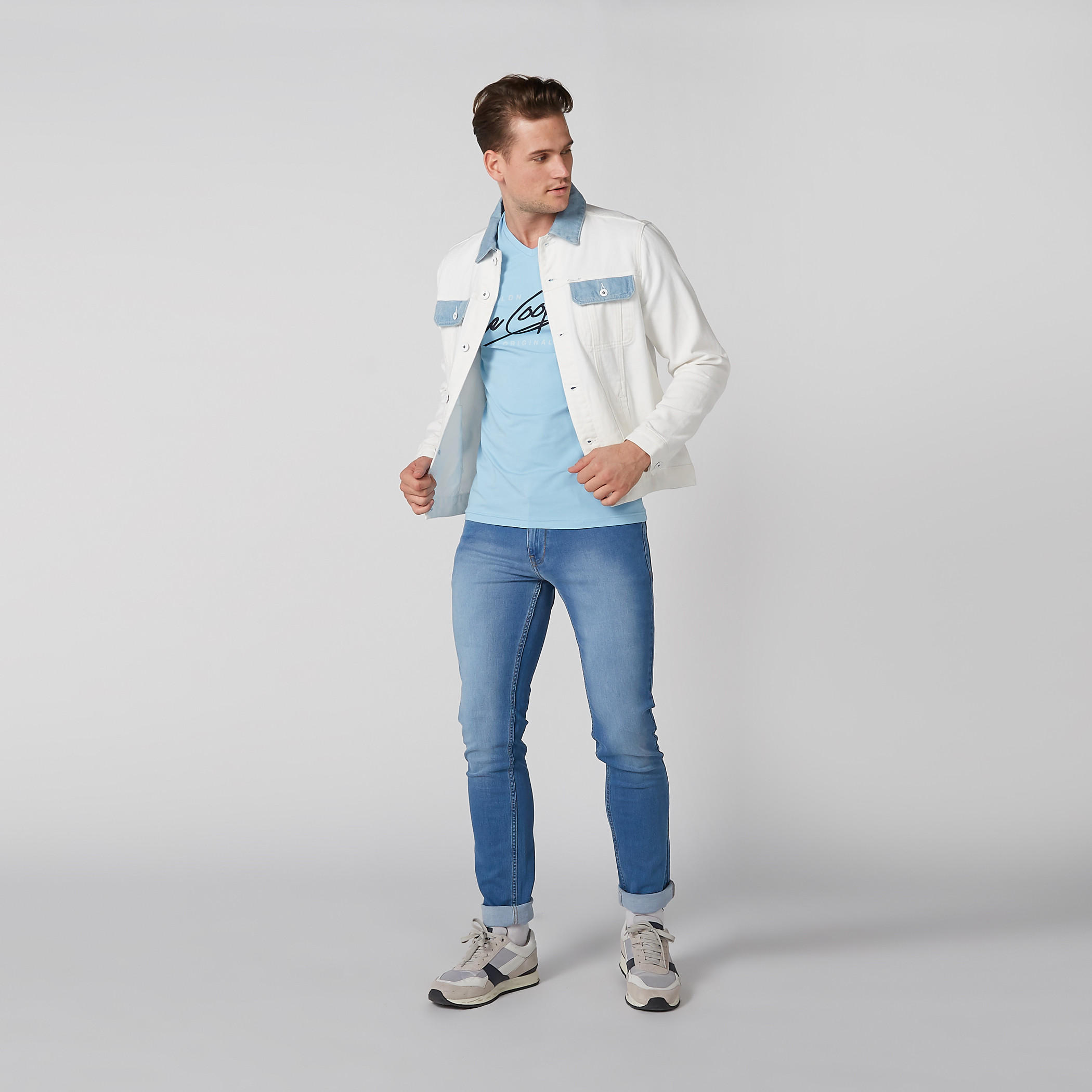 جاكيت دينم بأكمام طويلة وجيوب-men-clothing-jacketsandblazers-jackets-image-2