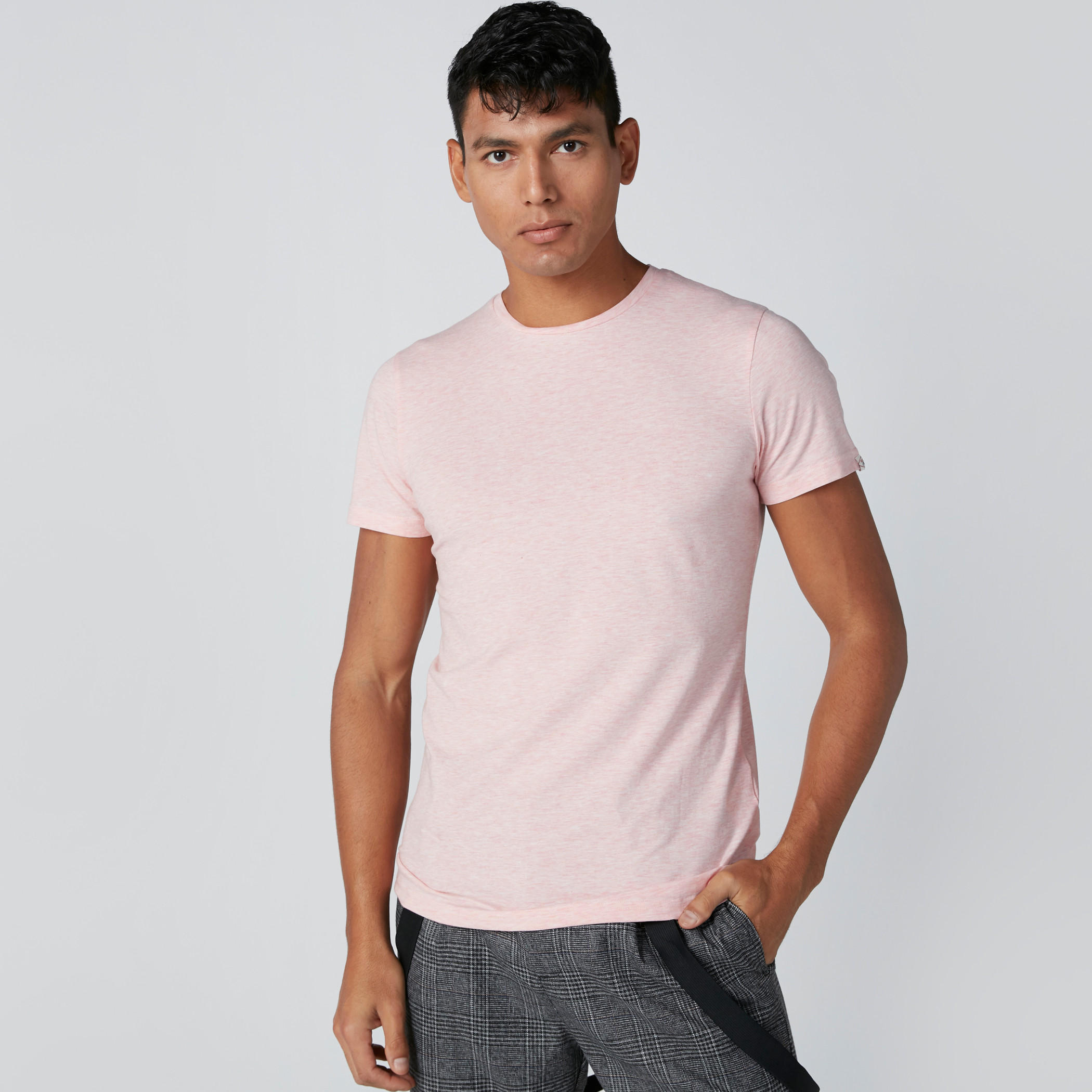 تيشيرت بياقة مستديرة وأكمام قصيرة من لي كوبر-men-clothing-tshirtsandpolos-tshirts-image-1