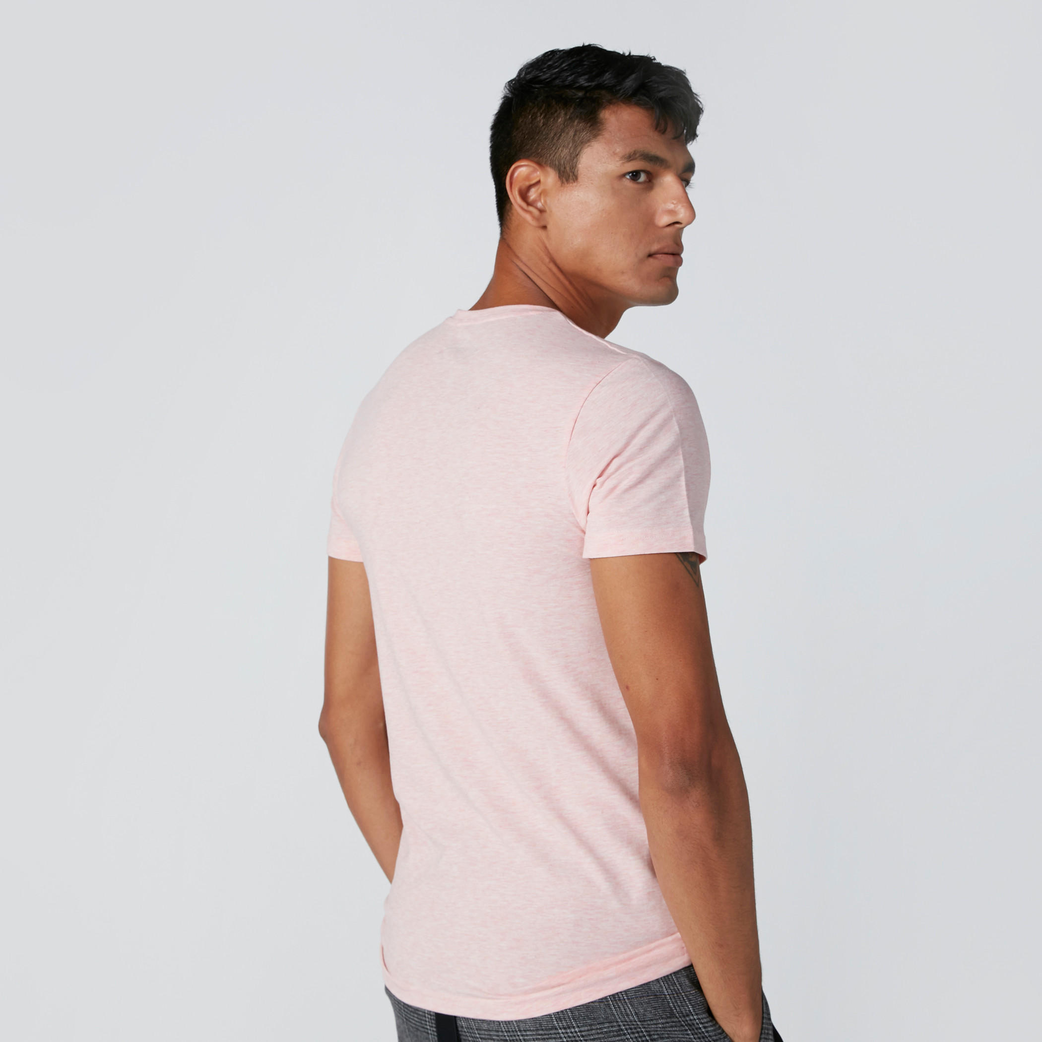 تيشيرت بياقة مستديرة وأكمام قصيرة من لي كوبر-men-clothing-tshirtsandpolos-tshirts-image-2