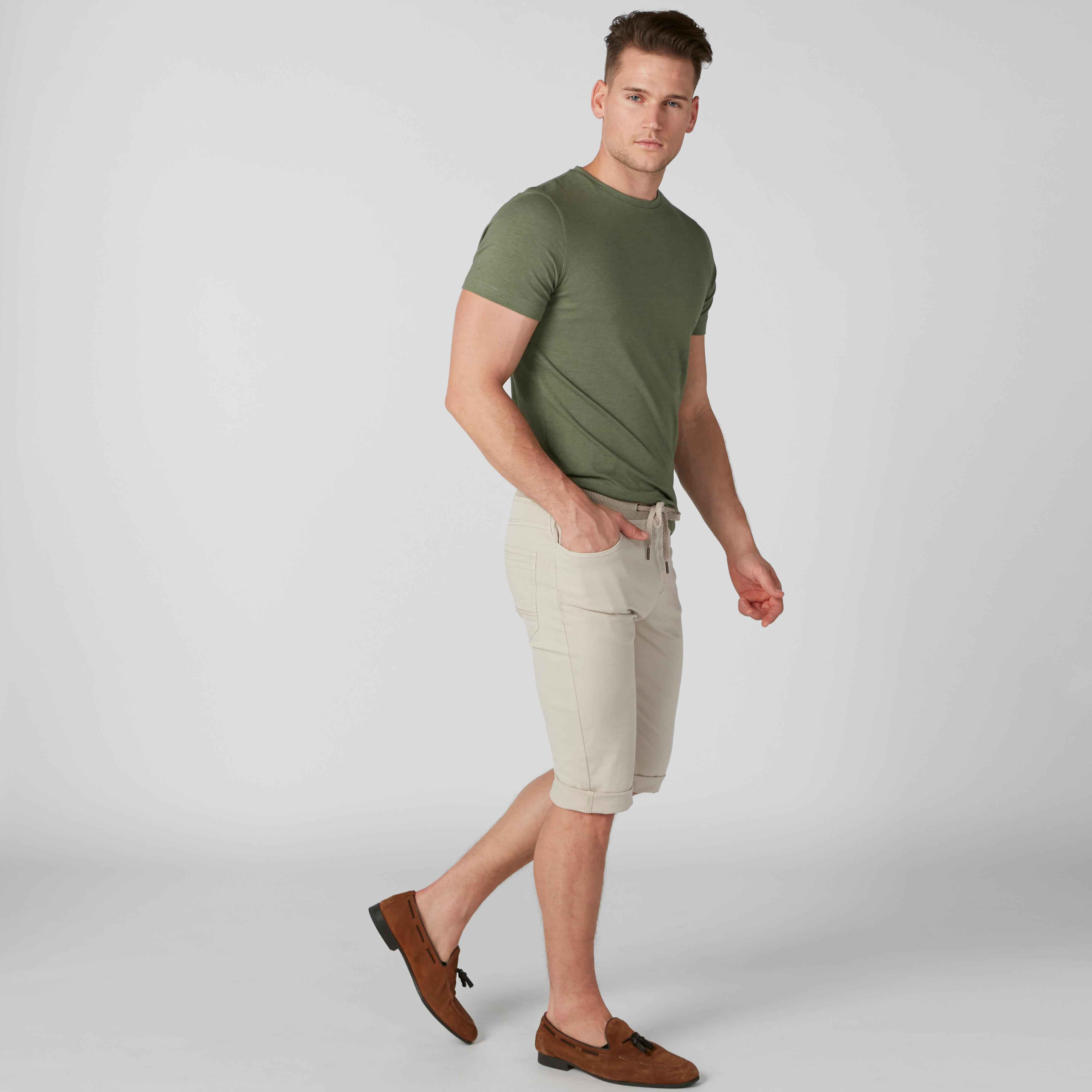 تيشيرت بياقة مستديرة وأكمام قصيرة من لي كوبر-men-clothing-tshirtsandpolos-tshirts-image-2