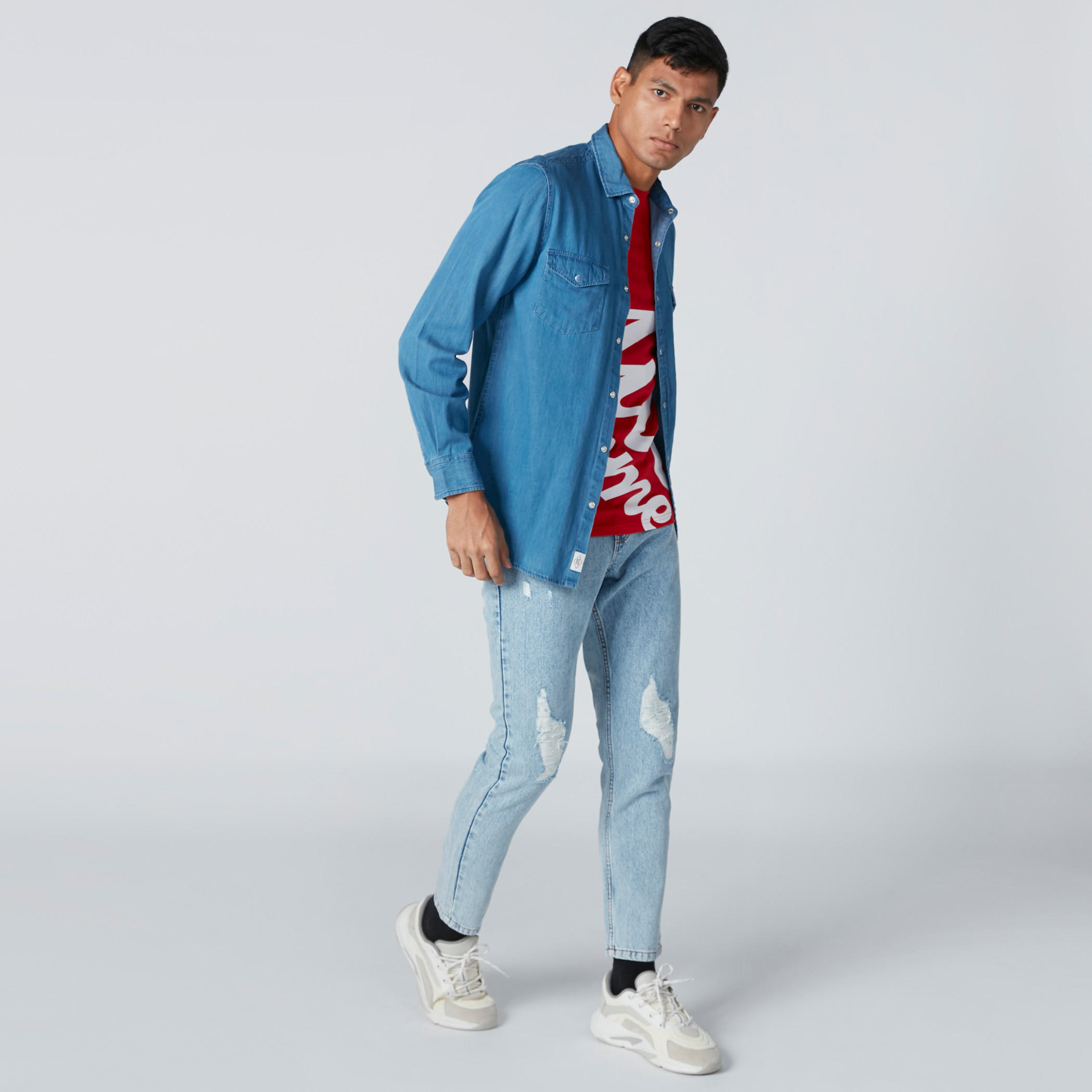 قميص بأكمام طويلة وأزرار وجيوب-men-clothing-shirts-image-3