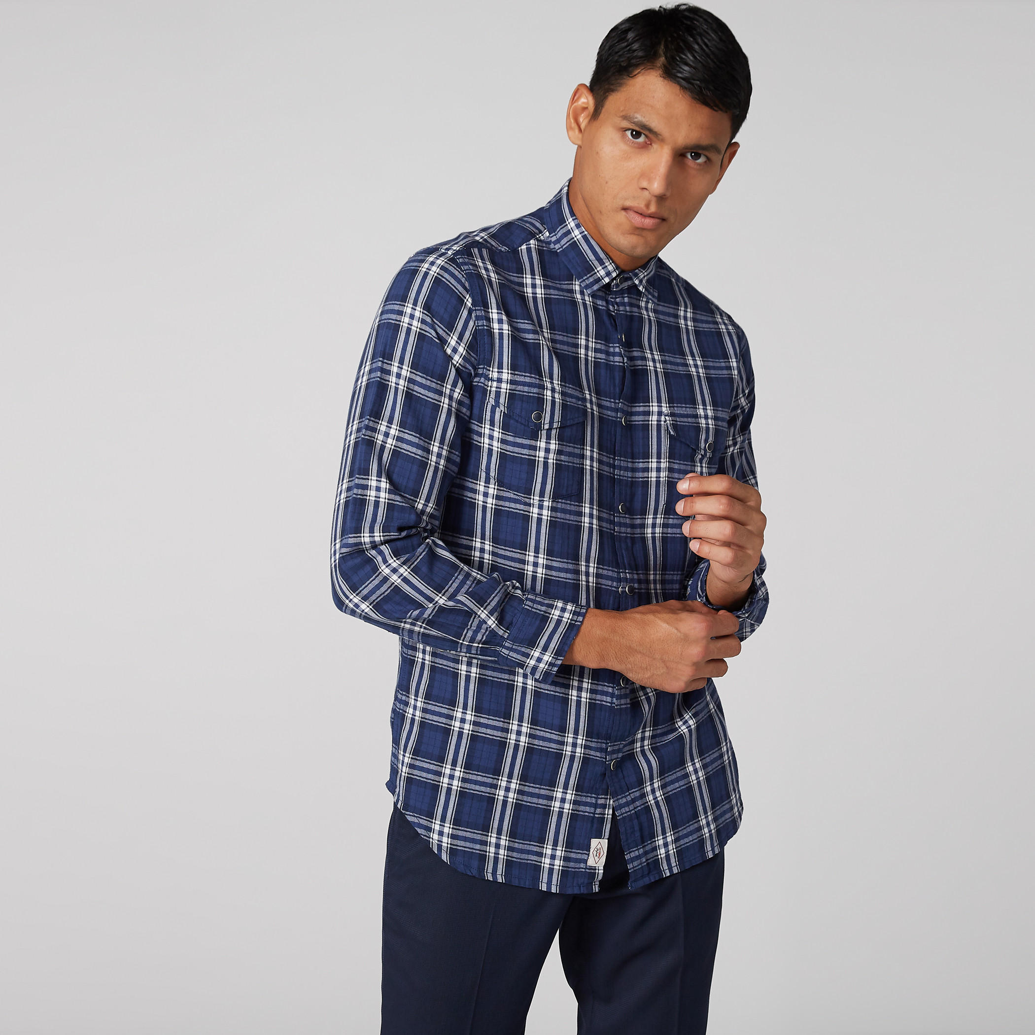 قميص كاروهات بأكمام طويلة وجيوب من لي كوبر-men-clothing-shirts-image-3