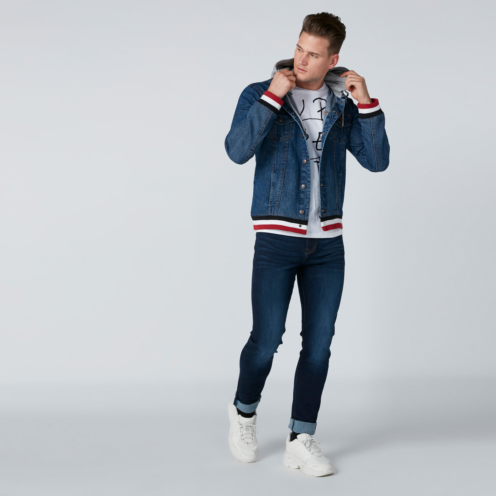 بنطال جينز سكيني بخصر متوسط الارتفاع وجيوب-men-clothing-bottoms-jeans-image-9