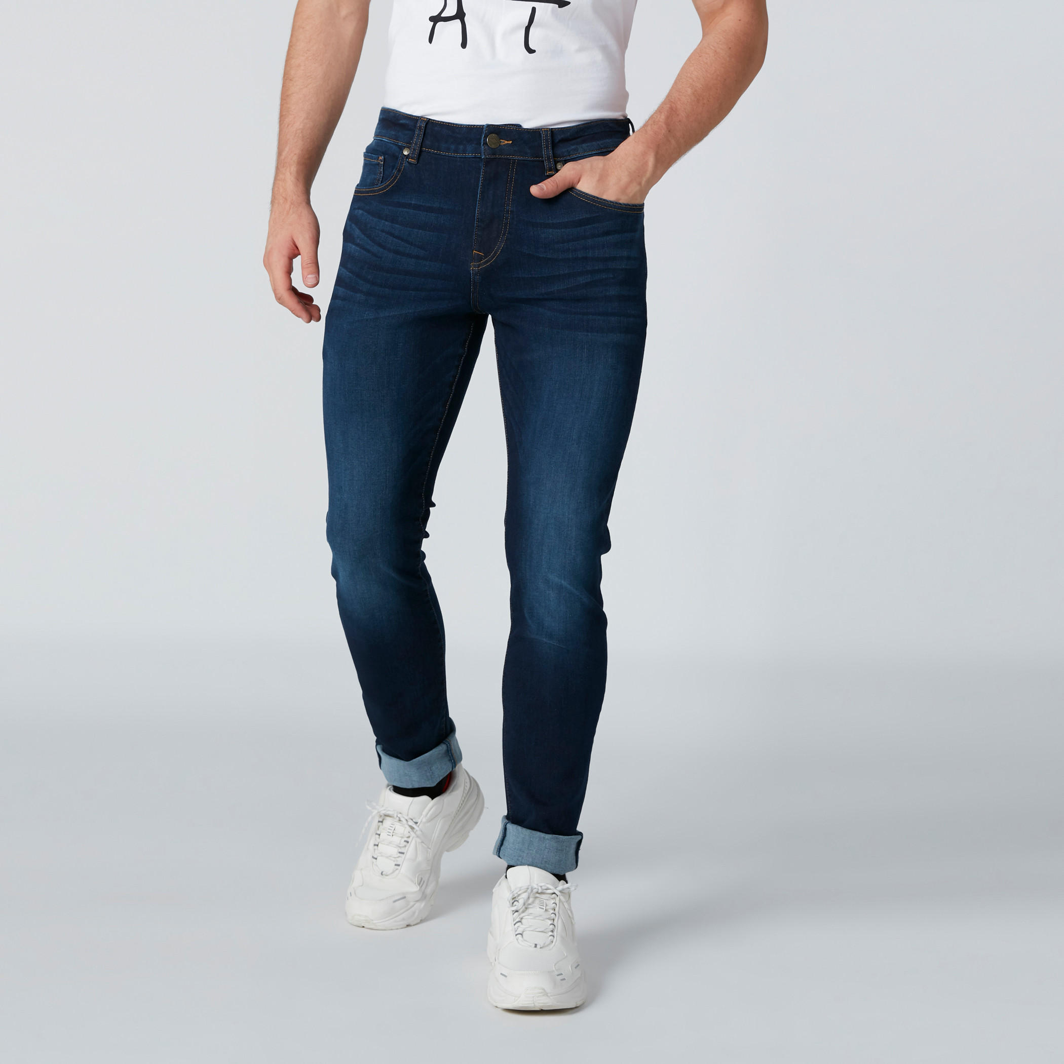 بنطال جينز سكيني بخصر متوسط الارتفاع وجيوب-men-clothing-bottoms-jeans-image-11