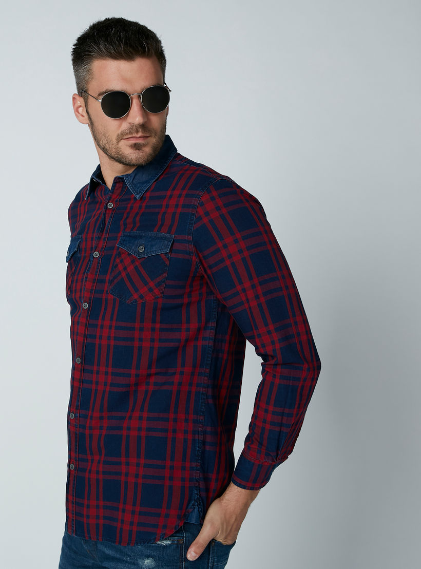 قميص كاروهات بأكمام طويلة وجيب-men-clothing-shirts-image-1