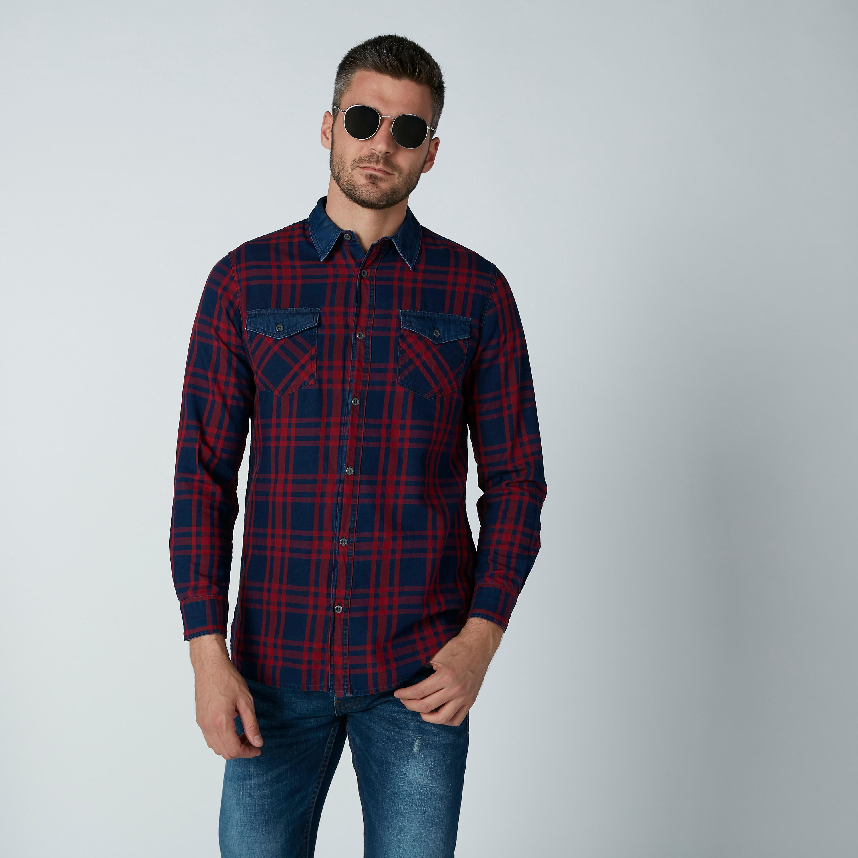 قميص كاروهات بأكمام طويلة وجيب-men-clothing-shirts-image-4