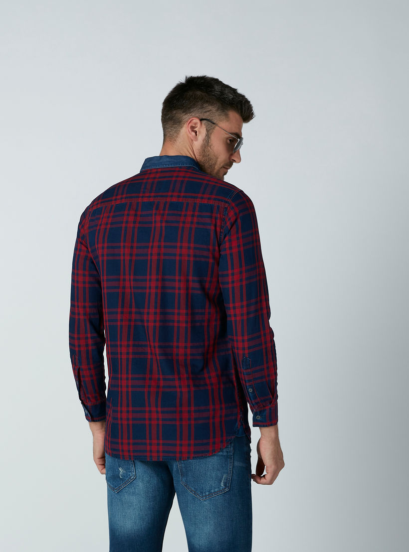 قميص كاروهات بأكمام طويلة وجيب-men-clothing-shirts-image-5