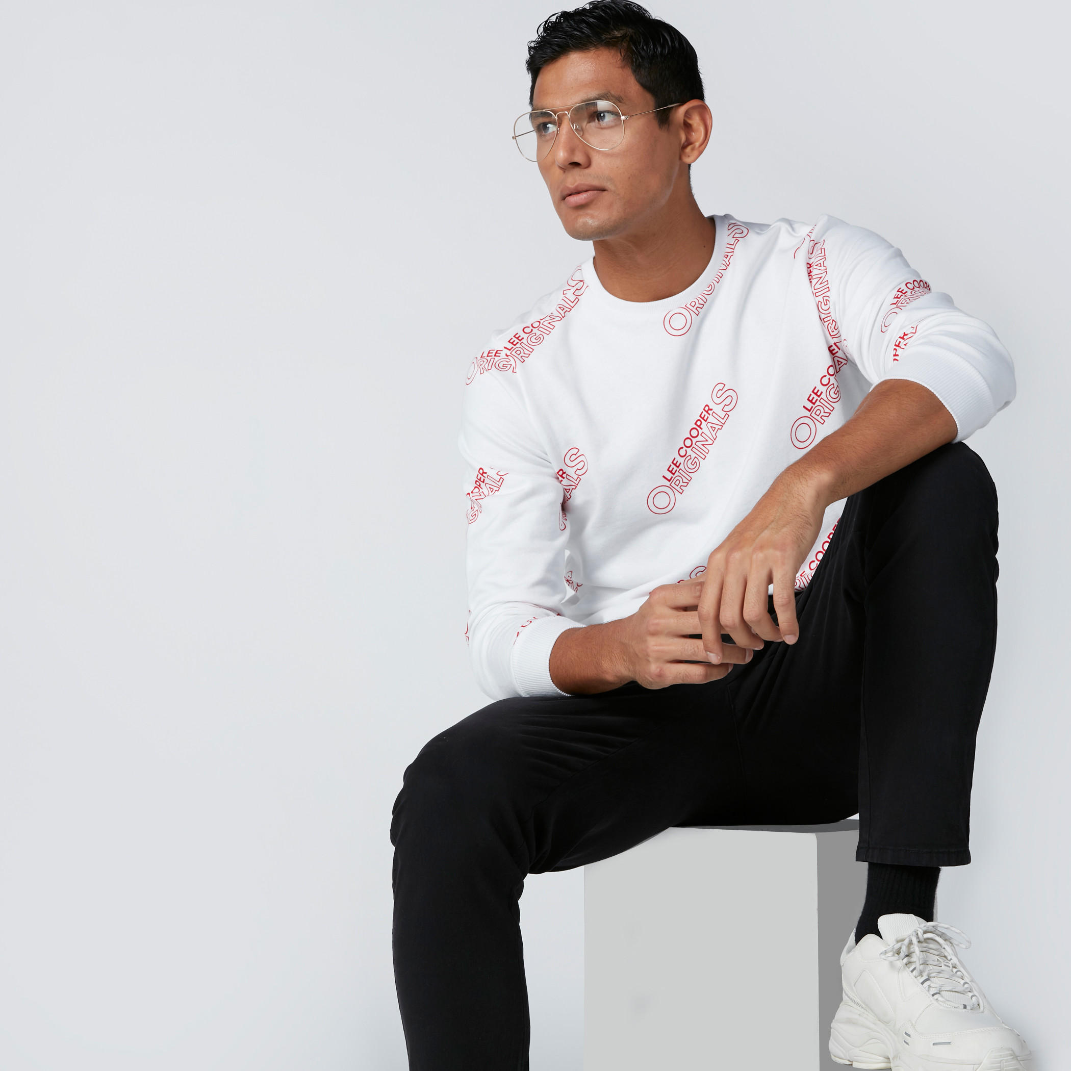 Printed Sweatshirt with Crew Neck-men-winterwear-hoodiesandsweatshirts-image-1
