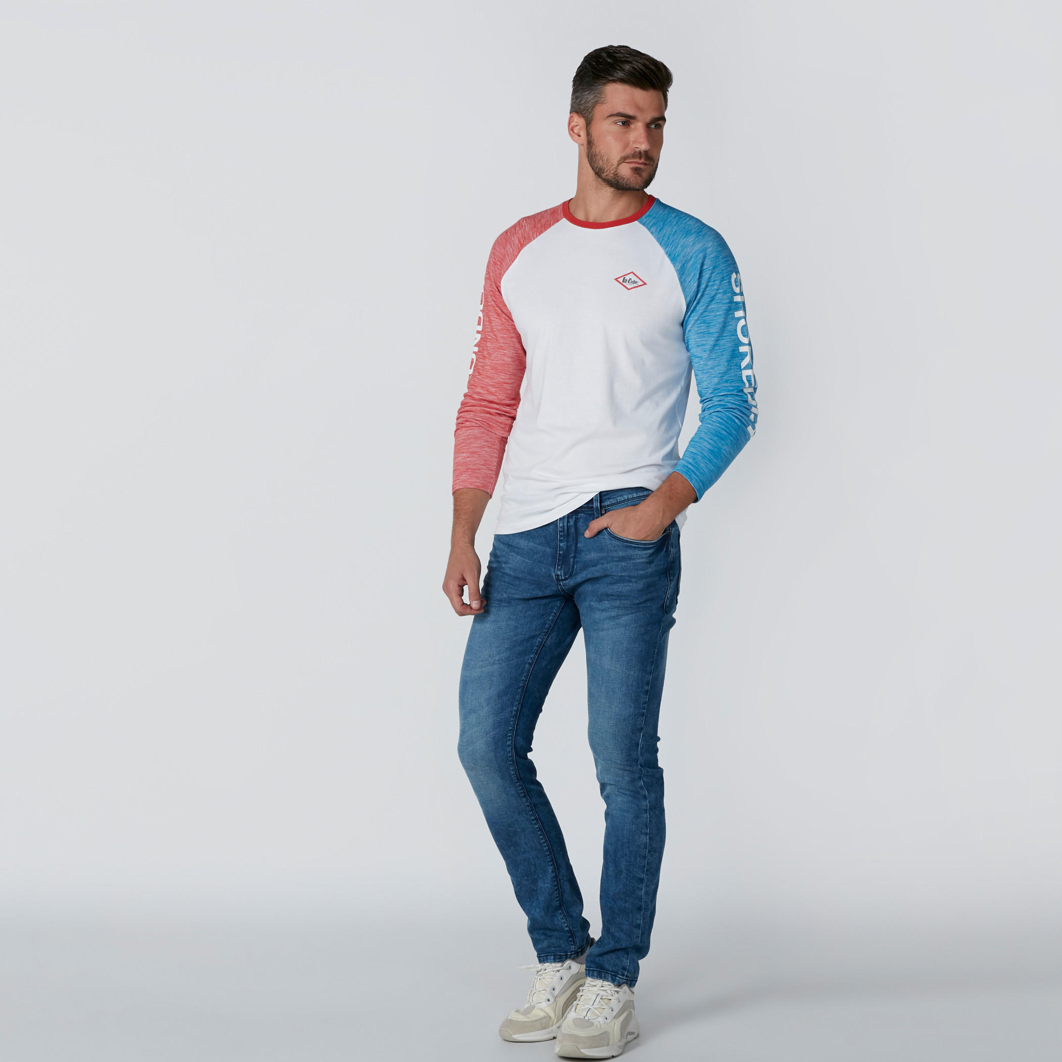 تيشيرت بأكمام طويلة وطبعات من لي كوبر-men-clothing-tshirtsandpolos-tshirts-image-2