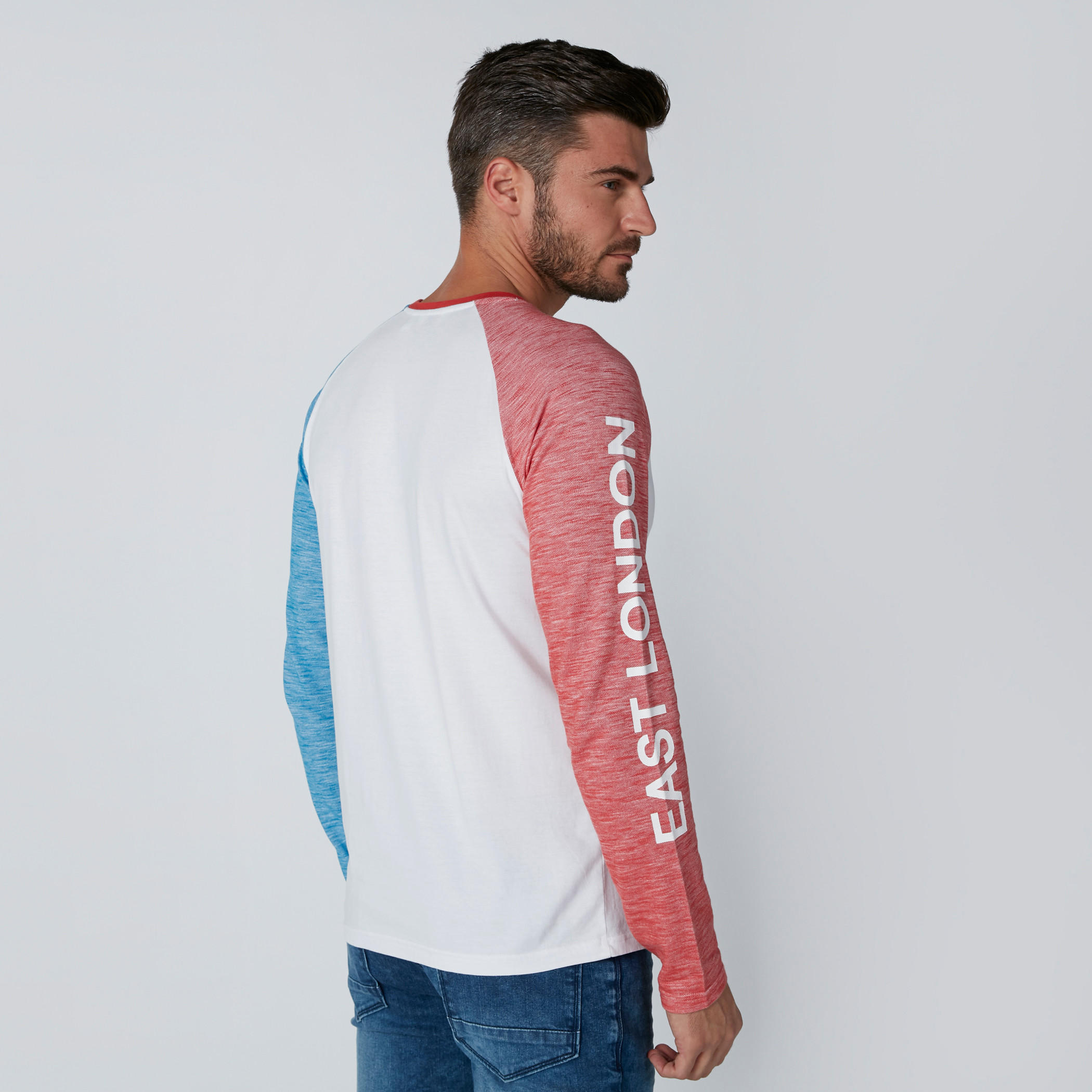 تيشيرت بأكمام طويلة وطبعات من لي كوبر-men-clothing-tshirtsandpolos-tshirts-image-3