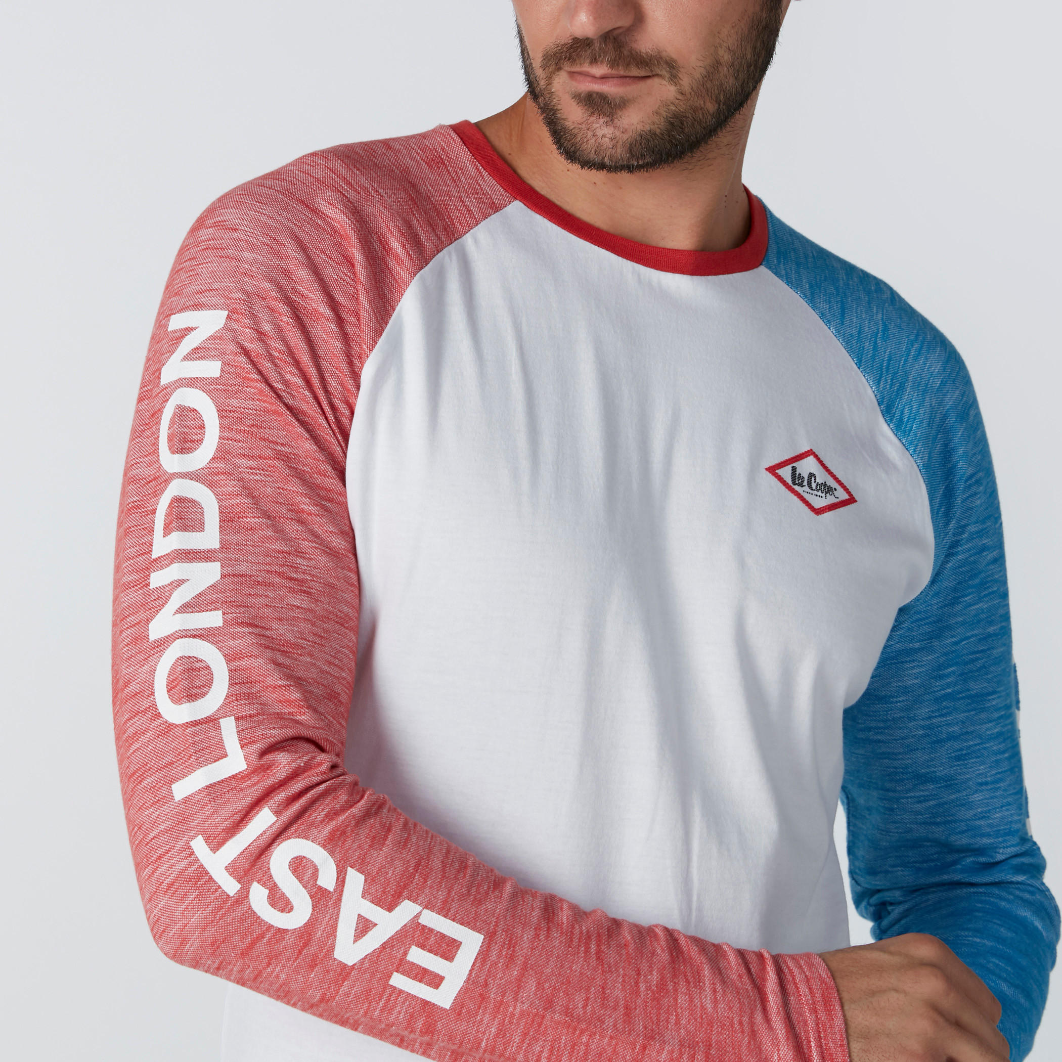 تيشيرت بأكمام طويلة وطبعات من لي كوبر-men-clothing-tshirtsandpolos-tshirts-image-5