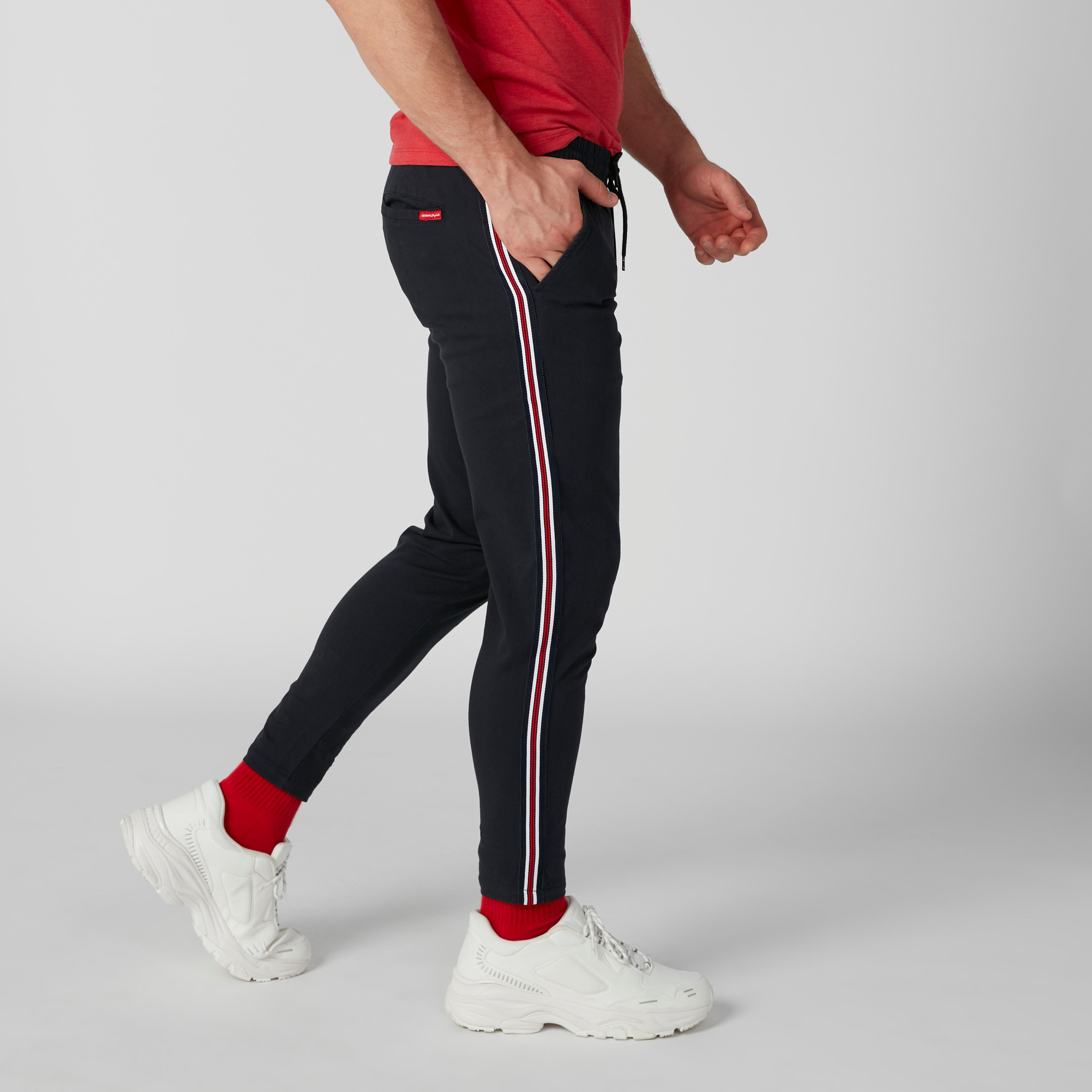 بنطال برباط وجيوب وشريطة من لي كوبر-men-clothing-bottoms-joggers-image-3