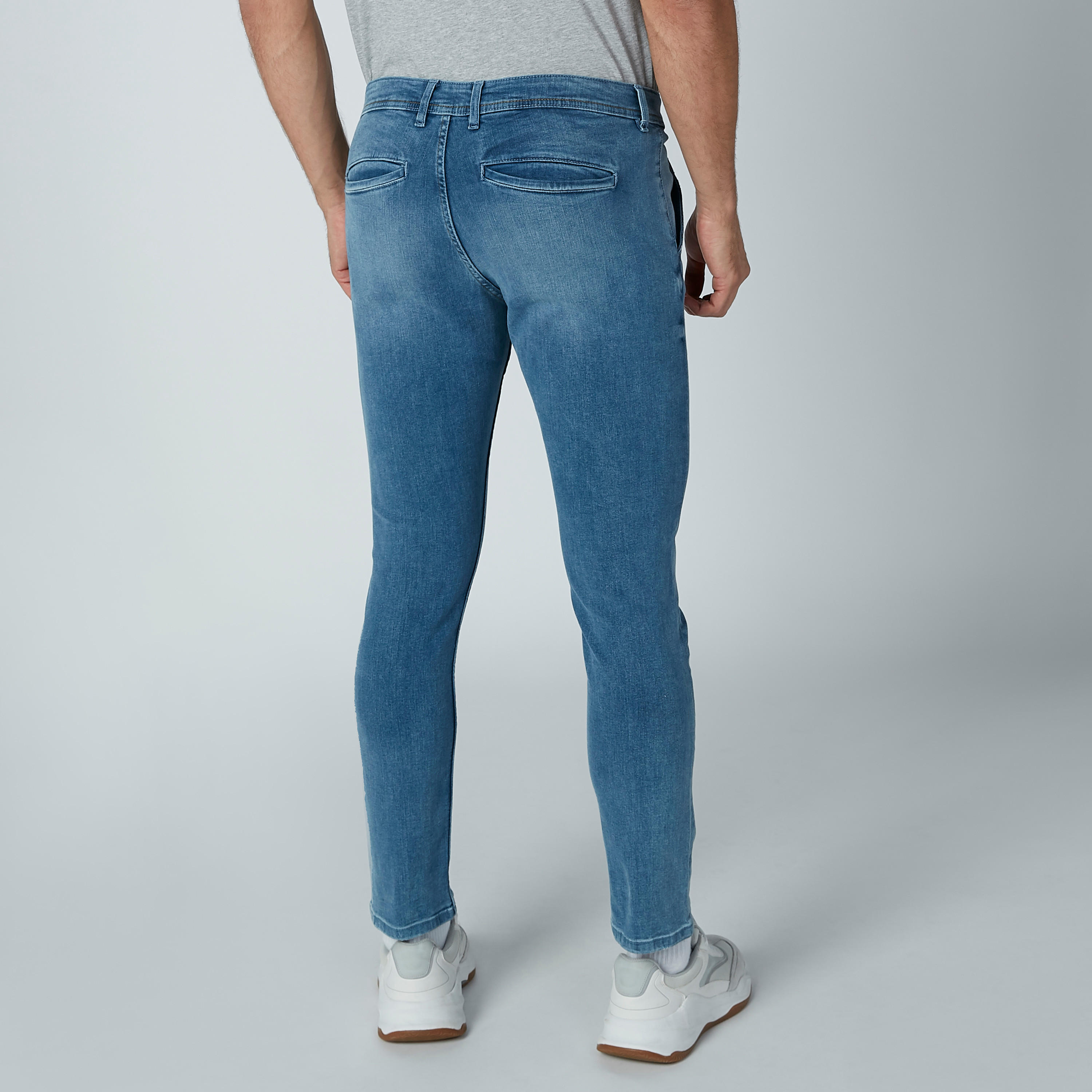 بنطال جينز مضلّع بجيوب من لي كوبر-men-clothing-bottoms-jeans-image-4