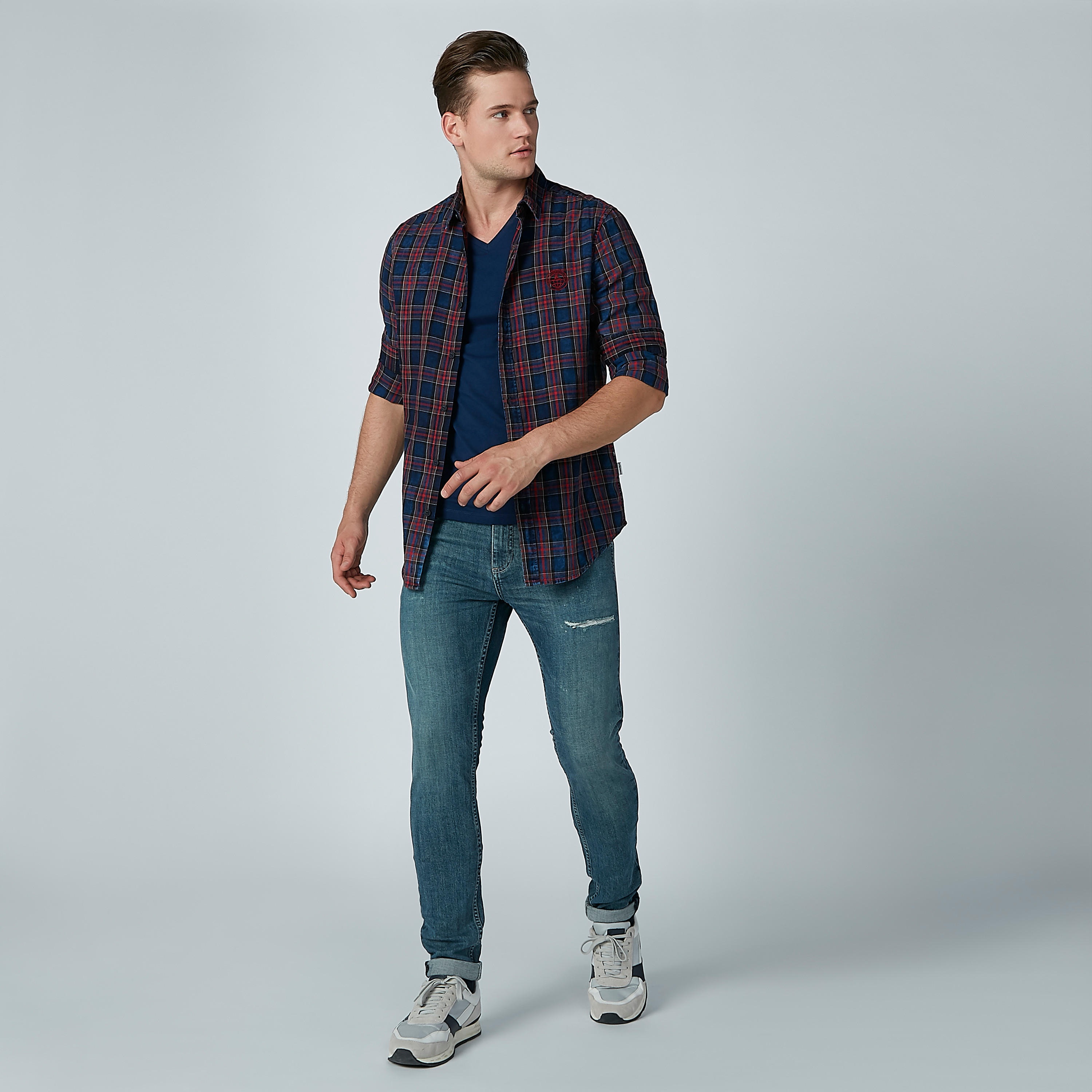 قميص مستدام كاروهات بقصّة سليم وأكمام طويلة-men-clothing-shirts-image-1