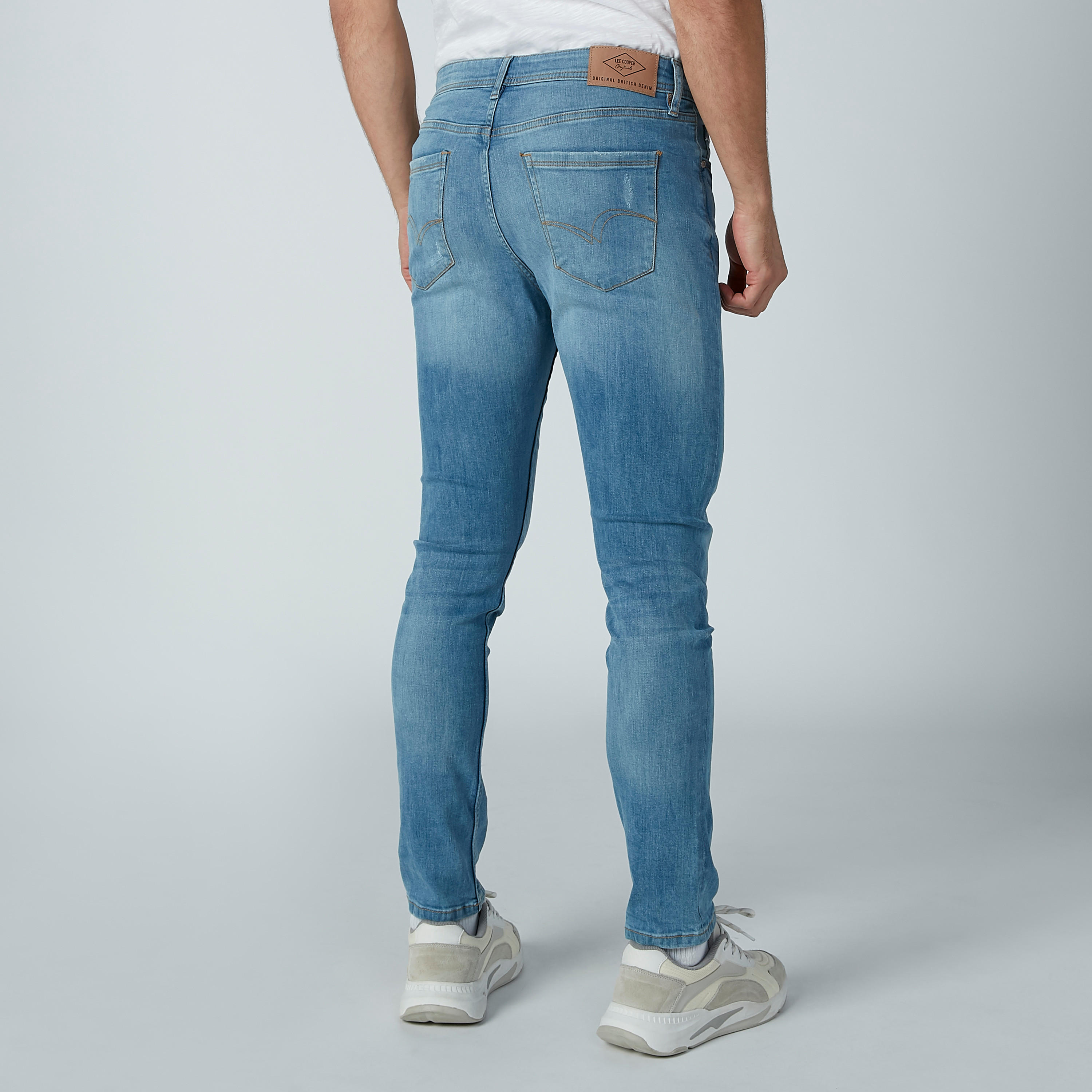 بنطال جينز طويل مضلّع بحلقات للحزام من لي كوبر-men-clothing-bottoms-jeans-image-5