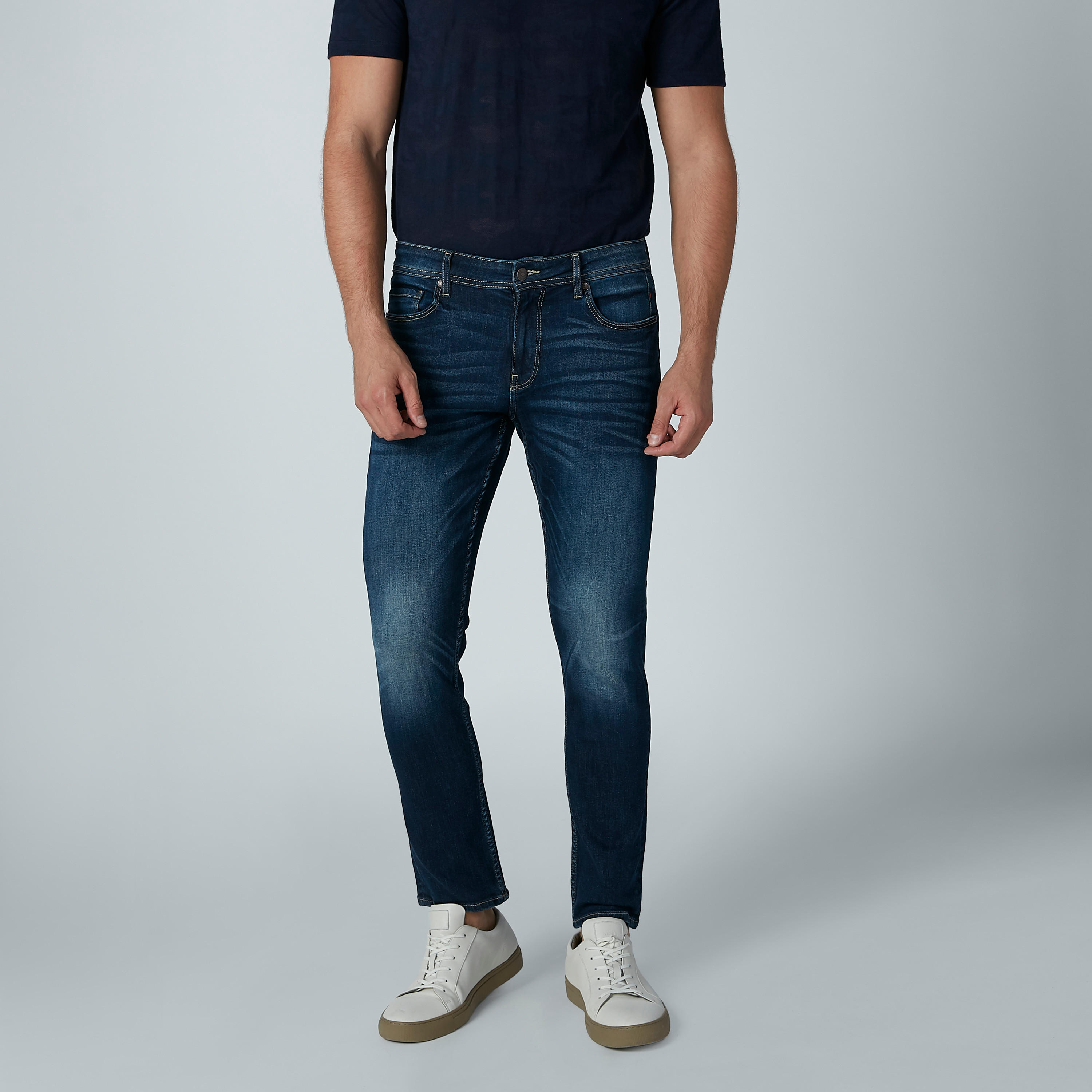 بنطال جينز طويل بحلقات للحزام وجيوب من لي كوبر-men-clothing-bottoms-jeans-image-2