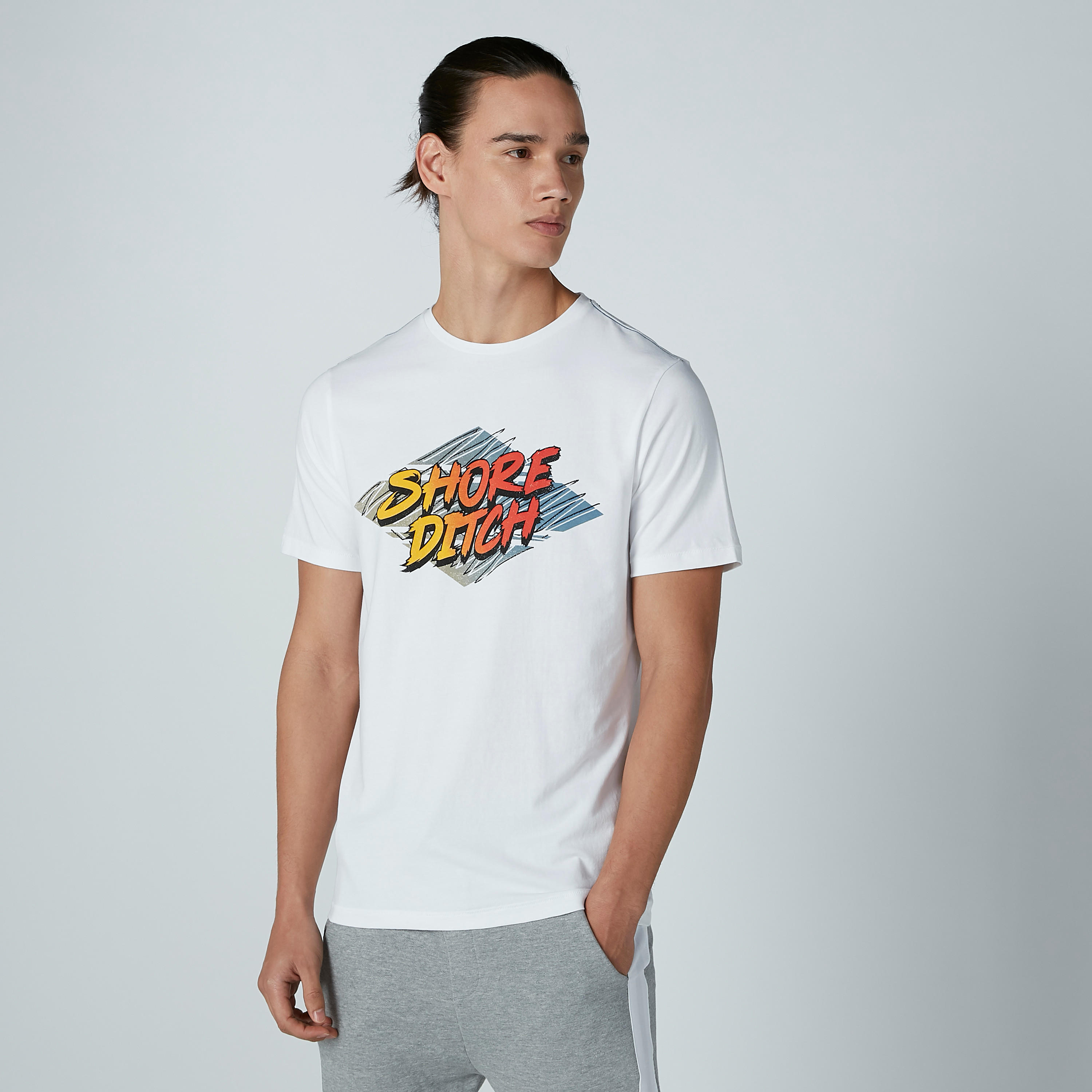 تيشيرت بأكمام قصيرة وياقة مستديرة وطبعات من لي كوبر-men-clothing-tshirtsandpolos-tshirts-image-3