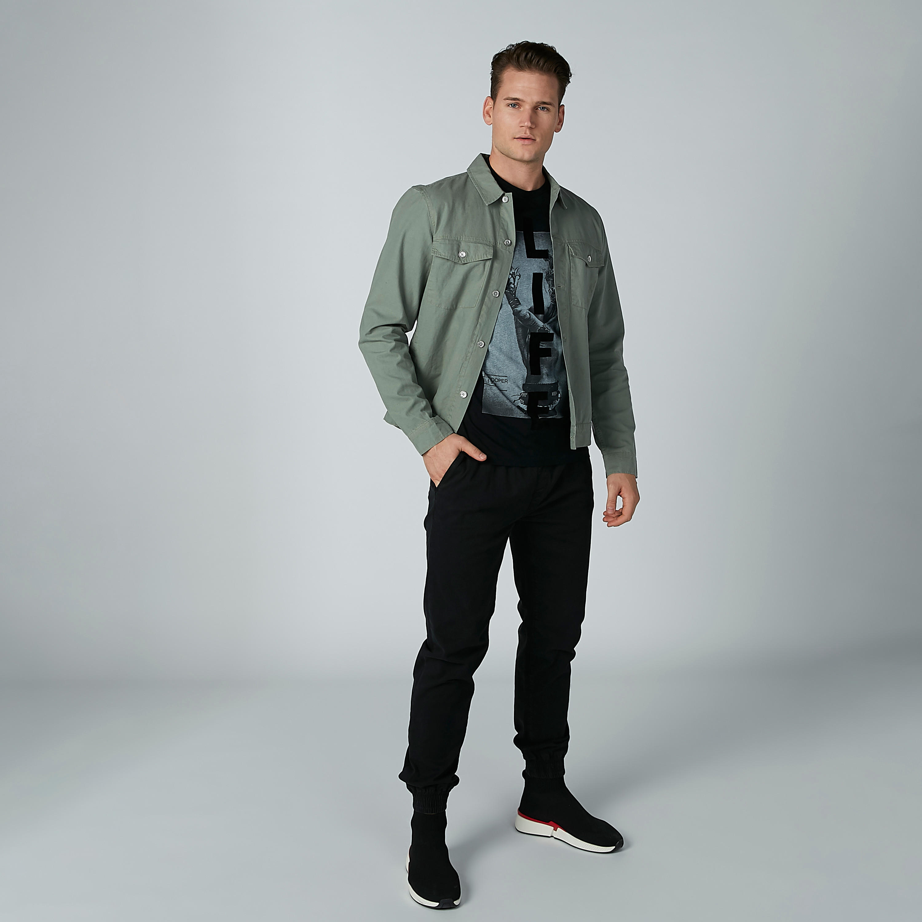 جاكيت دينم بأكمام طويلة وجيوب بطيّة من لي كوبر-men-clothing-jacketsandblazers-jackets-image-4