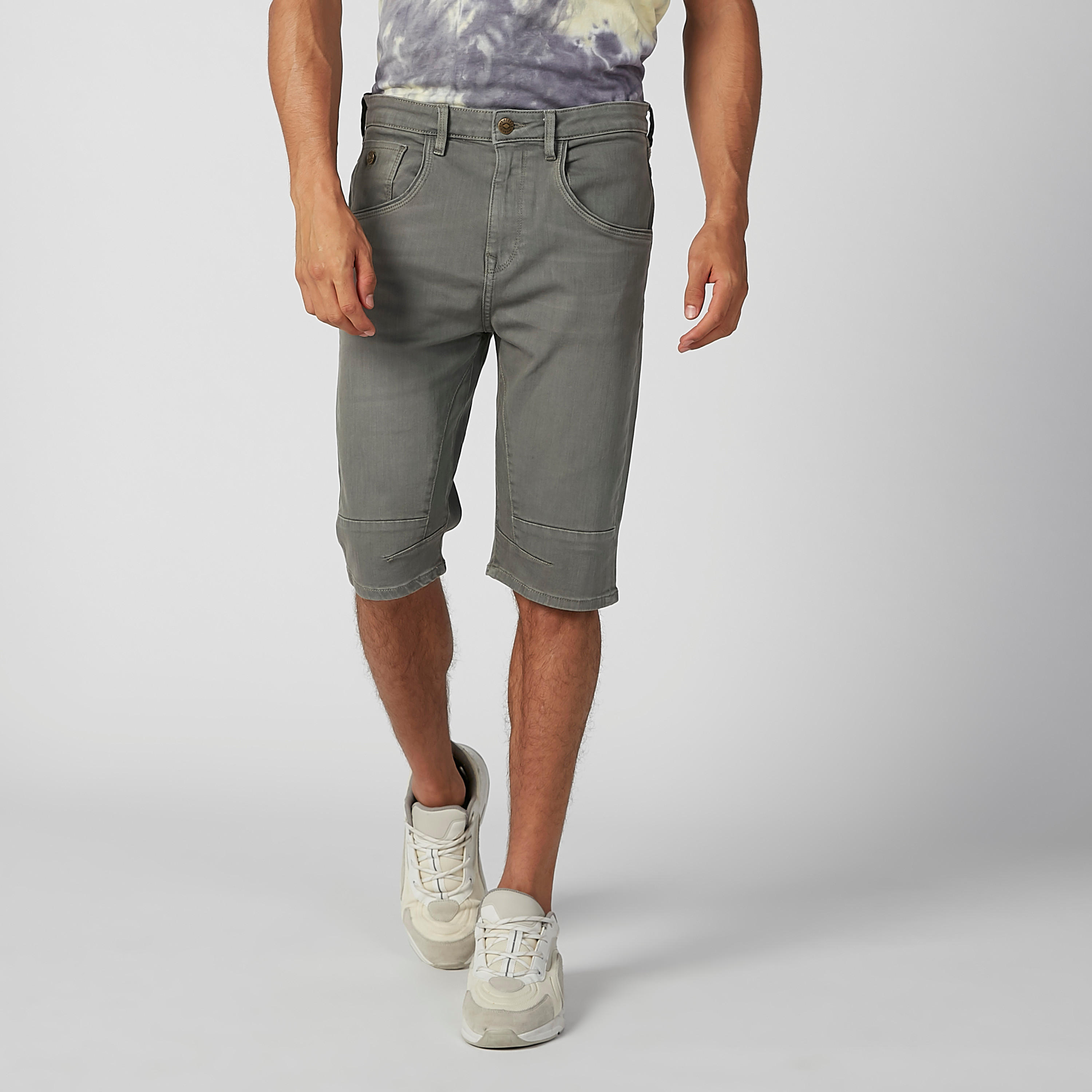 شورت سادة بجيوب وحلقات للحزام من لي كوبر-men-clothing-bottoms-shorts-image-1
