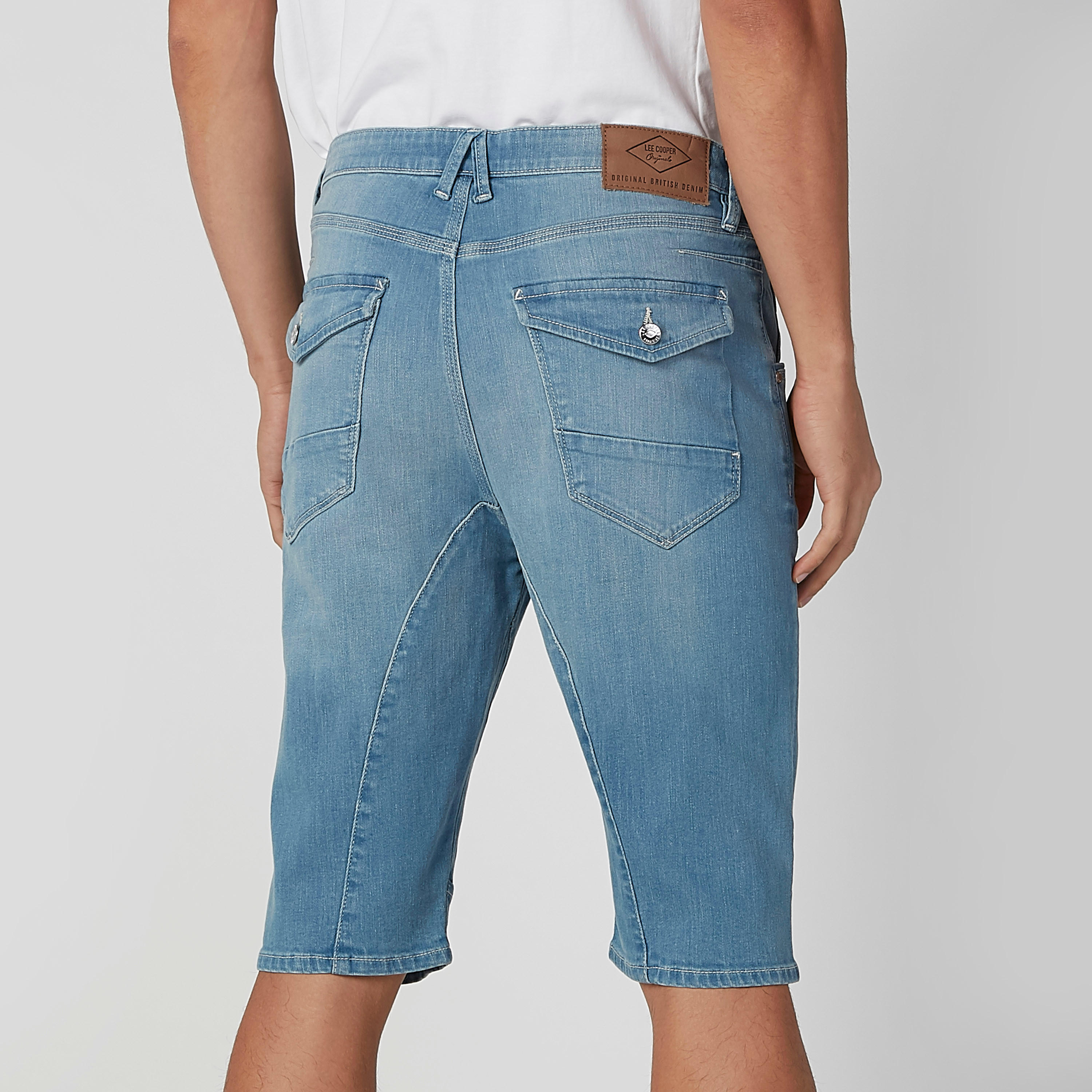 شورت دينم بجيوب وحلقات للحزام من لي كوبر-men-clothing-bottoms-shorts-image-4