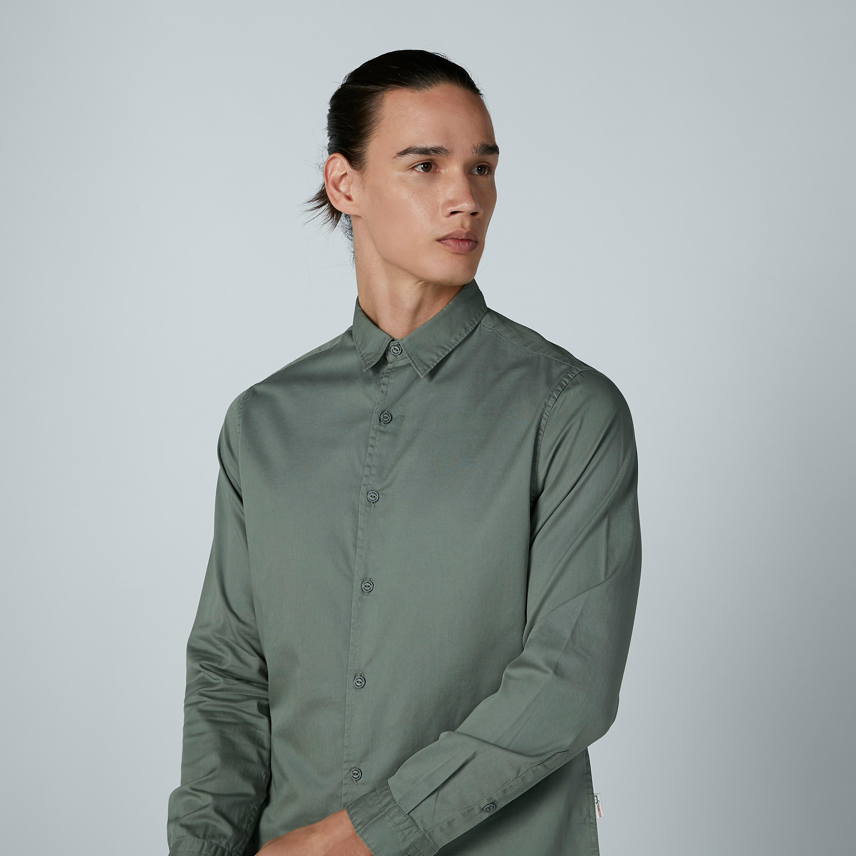 قميص رسمي سادة بأكمام طويلة وحوّاف منحنية من لي كوبر-men-clothing-shirts-image-1