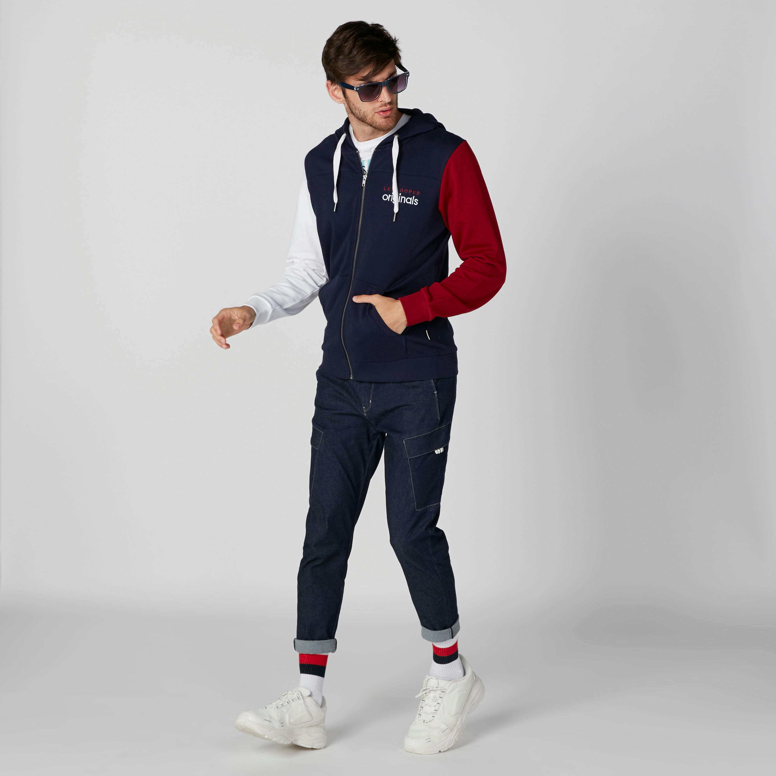 هودي مطرّز بجيوب من لي كوبر-men-winterwear-hoodiesandsweatshirts-image-3