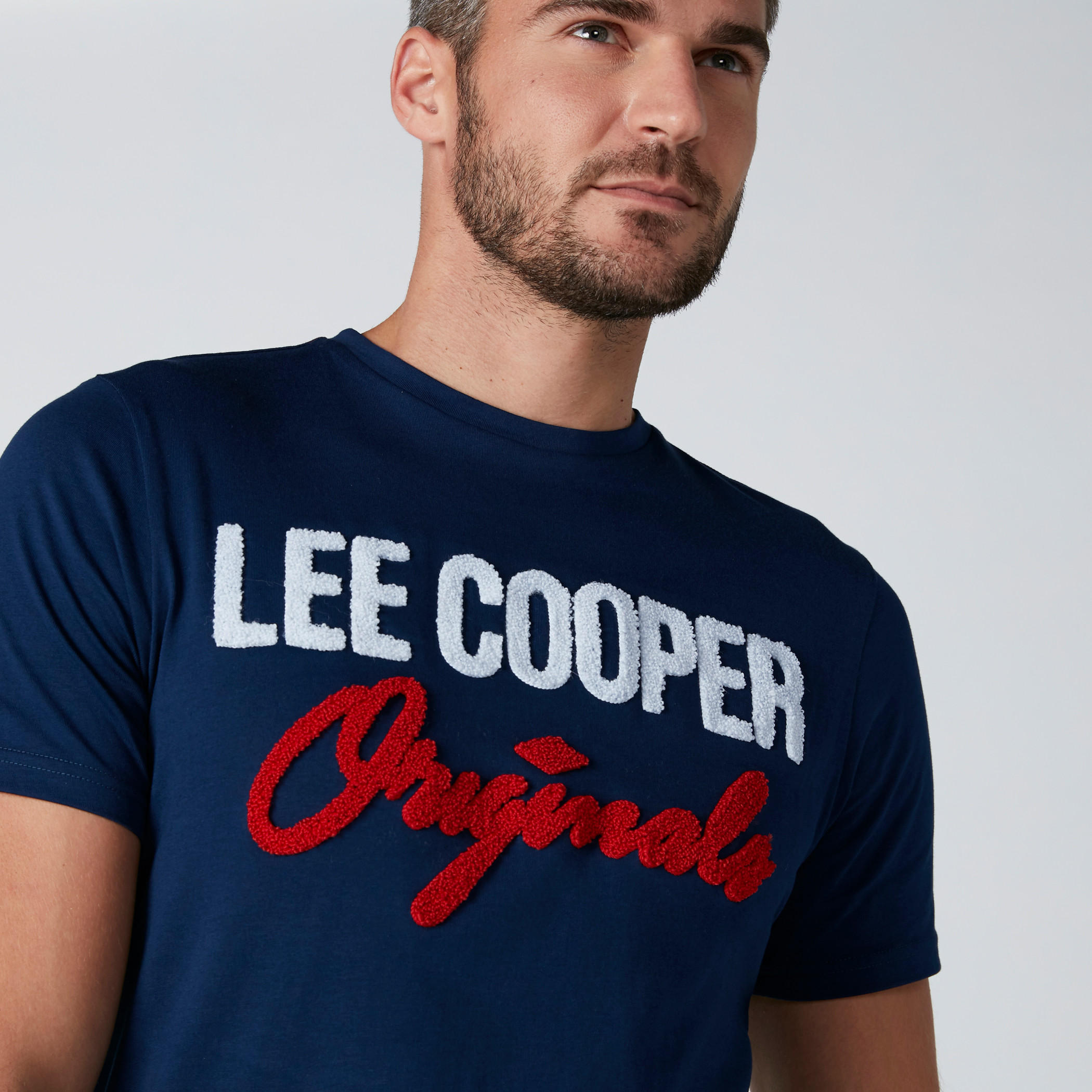 تيشيرت بياقة مستديرة وأكمام قصيرة من لي كوبر-men-clothing-tshirtsandpolos-tshirts-image-4