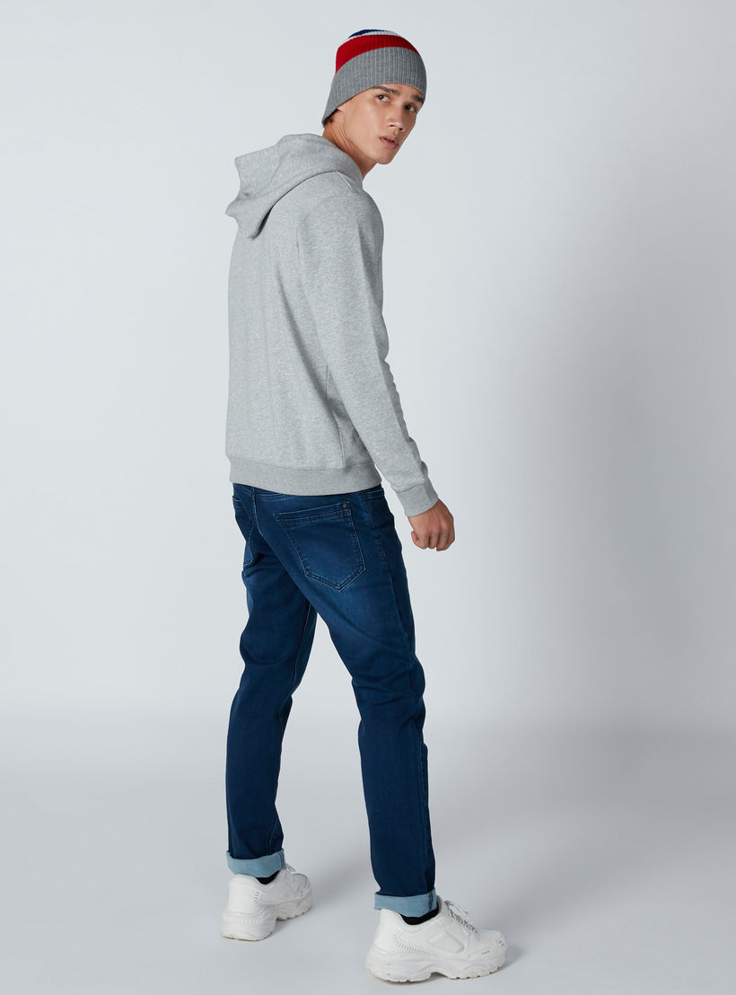 سويت شيرت بقبعة وطبعات من لي كوبر-men-winterwear-hoodiesandsweatshirts-image-2