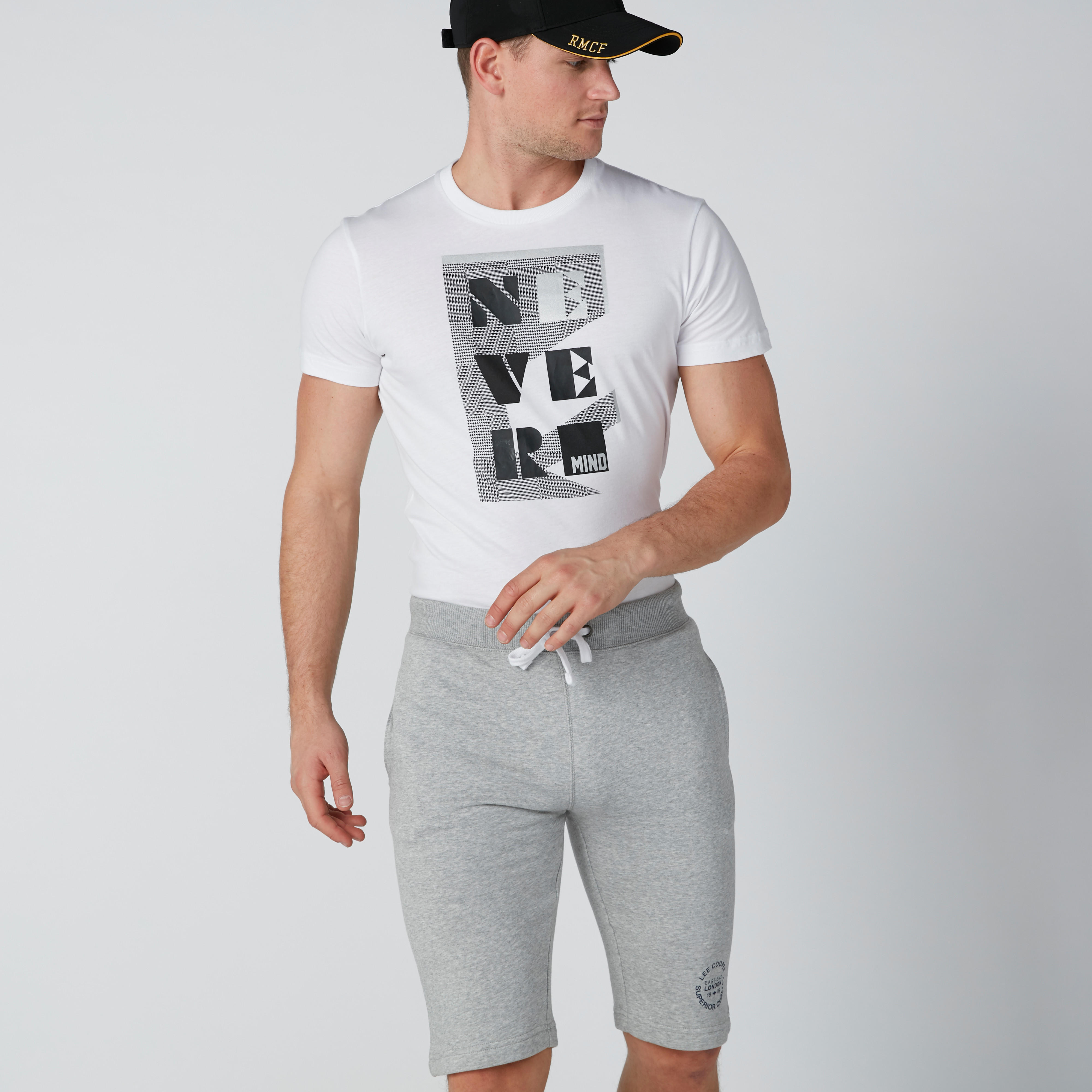 شورت بخصر مرن وجيوب-men-clothing-bottoms-shorts-image-3