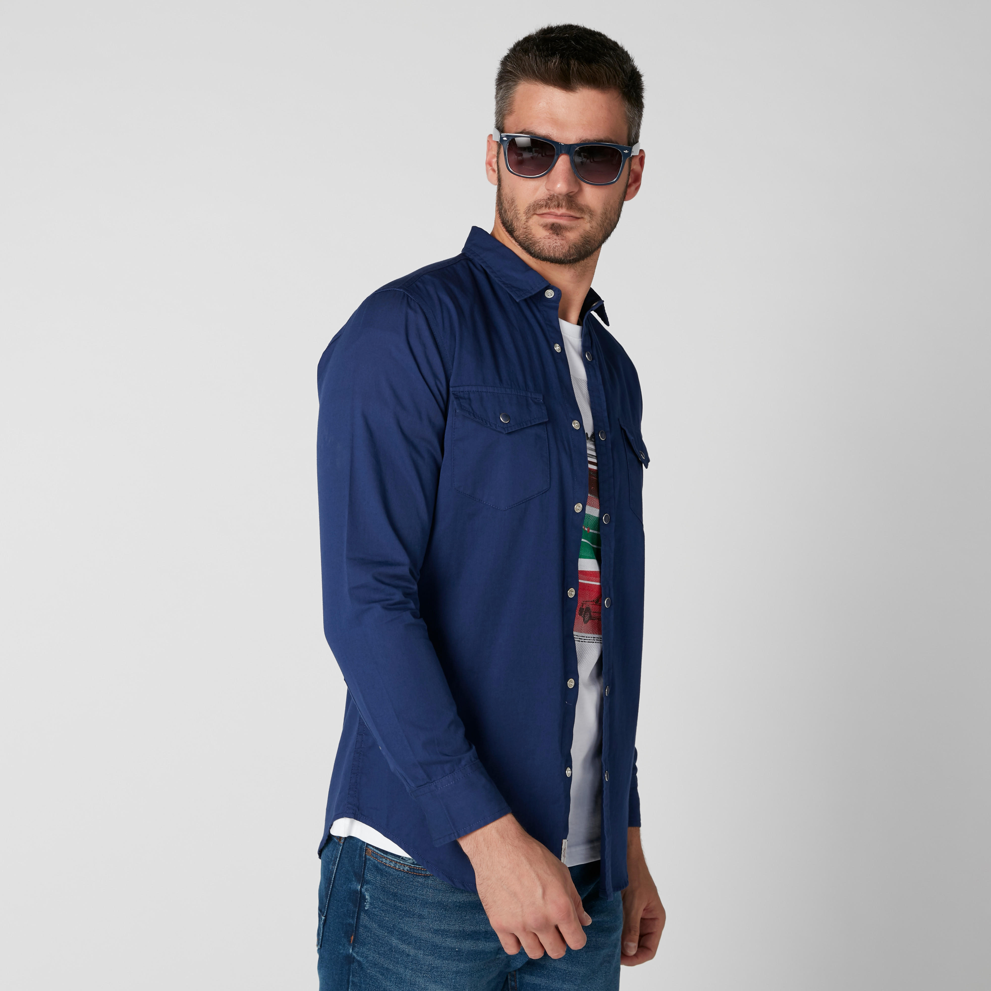 قميص بأكمام طويلة وجيوب من لي كوبر-men-clothing-shirts-image-5