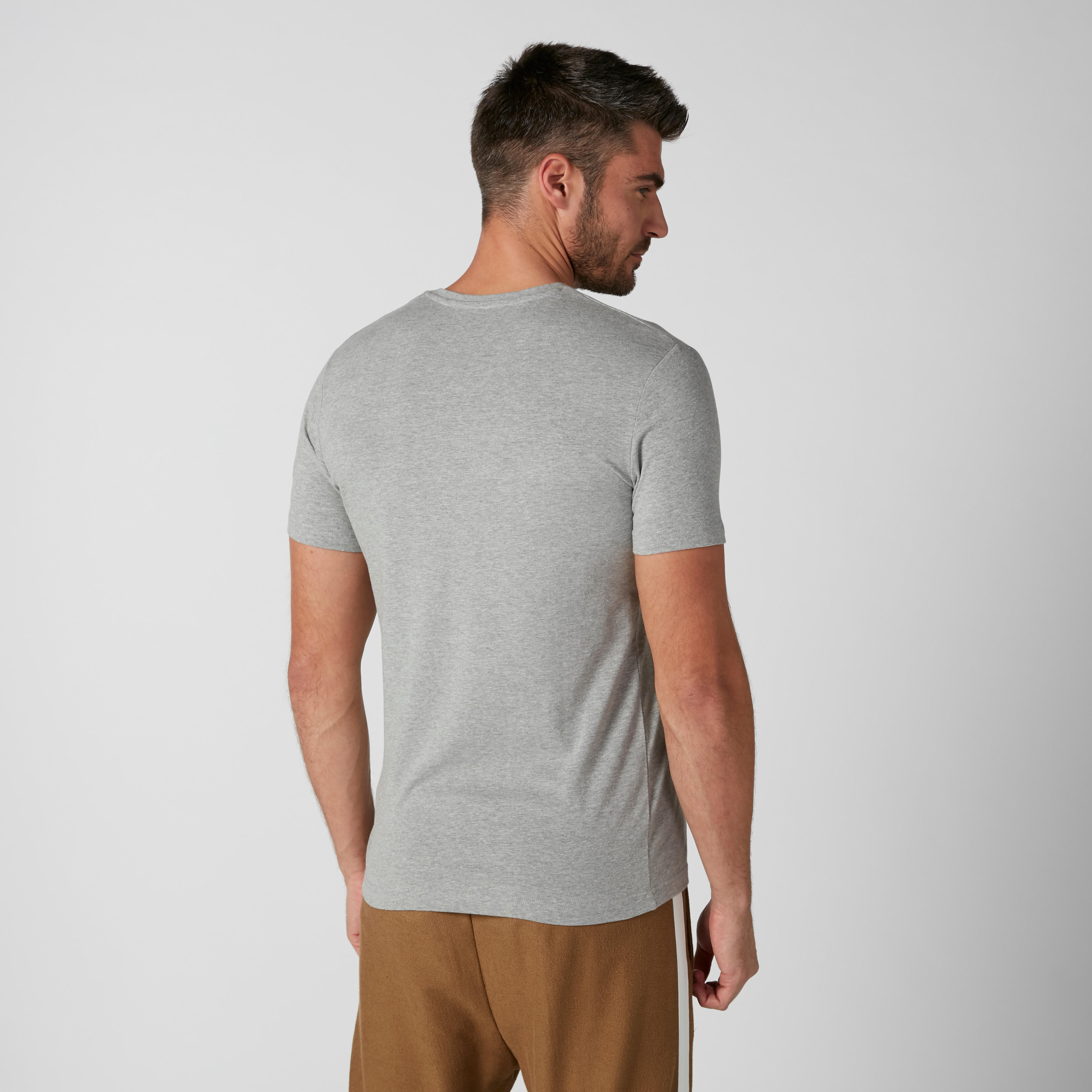 تيشيرت بياقة V وأكمام قصيرة وطبعات من لي كوبر-men-clothing-tshirtsandpolos-tshirts-image-4