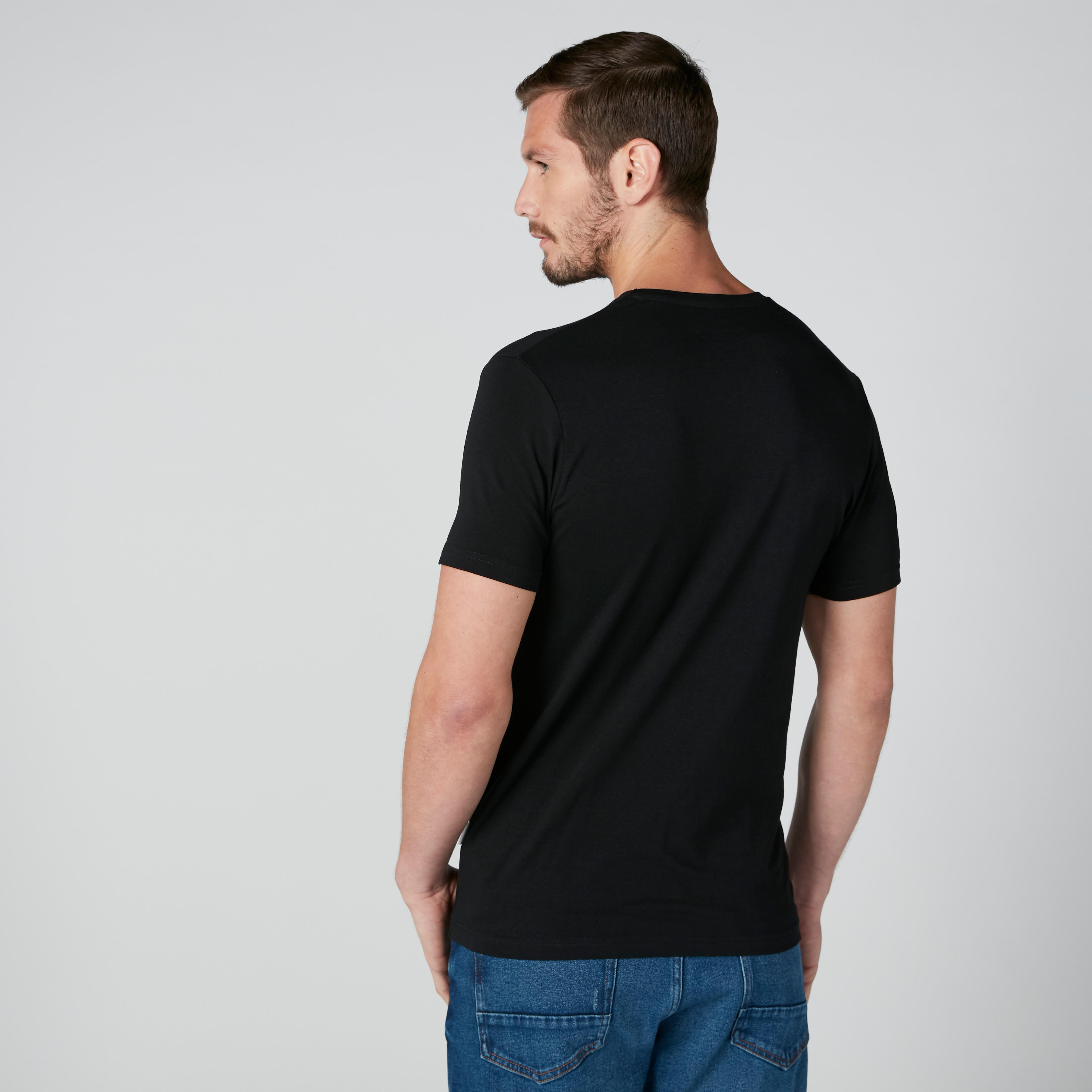 تيشيرت بقصّة عادية وياقة فولت وطبعات من لي كوبر-men-clothing-tshirtsandpolos-tshirts-image-2