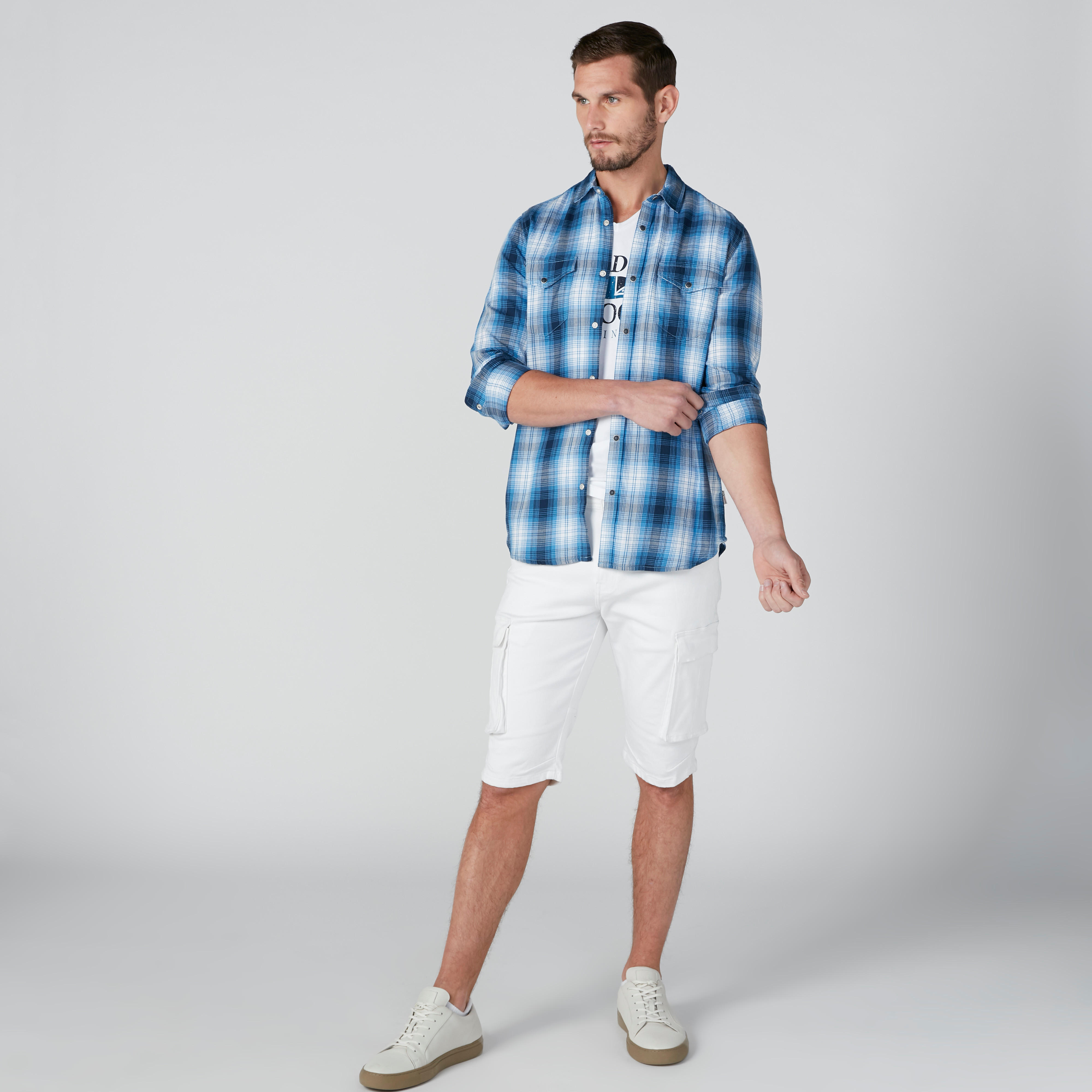 تيشيرت بأكمام قصيرة وطبعات من لي كوبر-men-clothing-tshirtsandpolos-tshirts-image-1