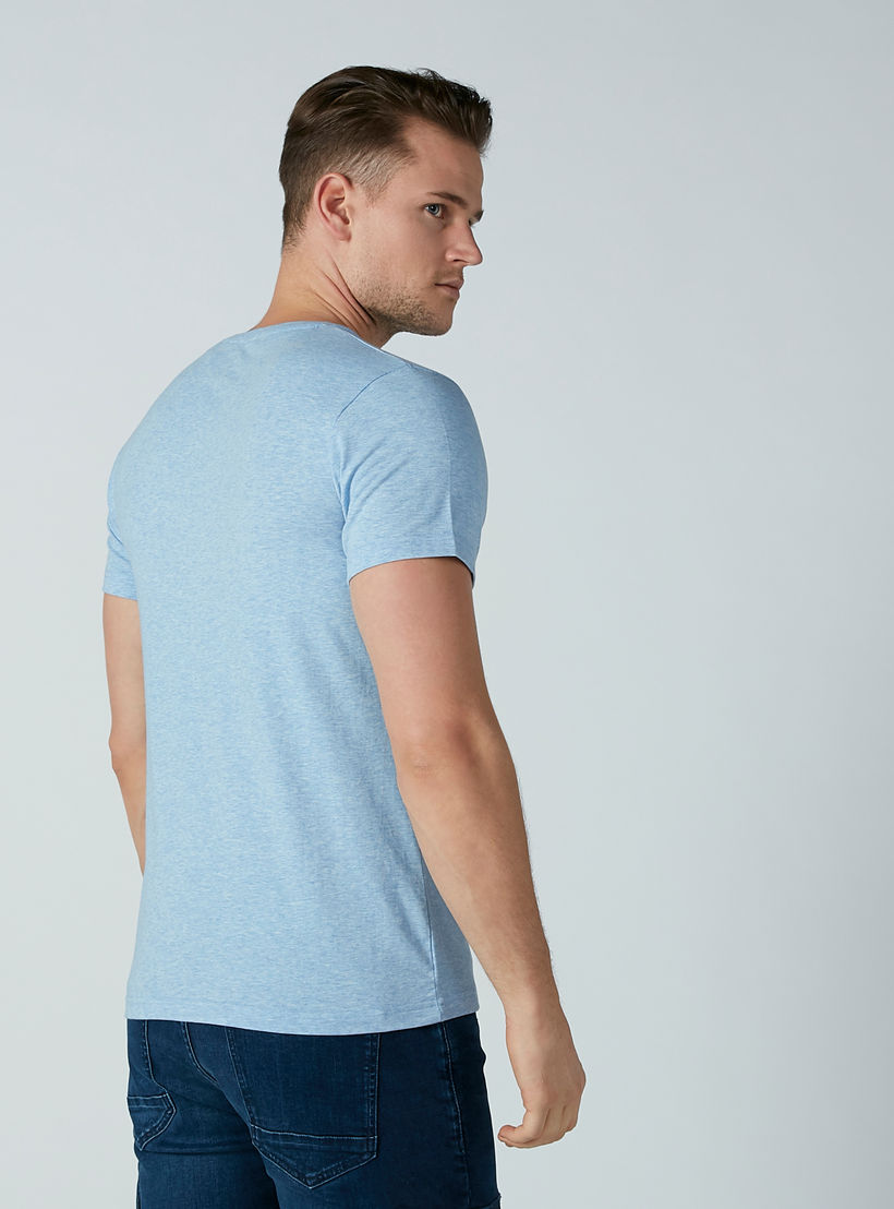 Lee Cooper Solid T-Shirt with Round Neck and Short Sleeves-men-clothing-tshirtsandpolos-tshirts-image-3