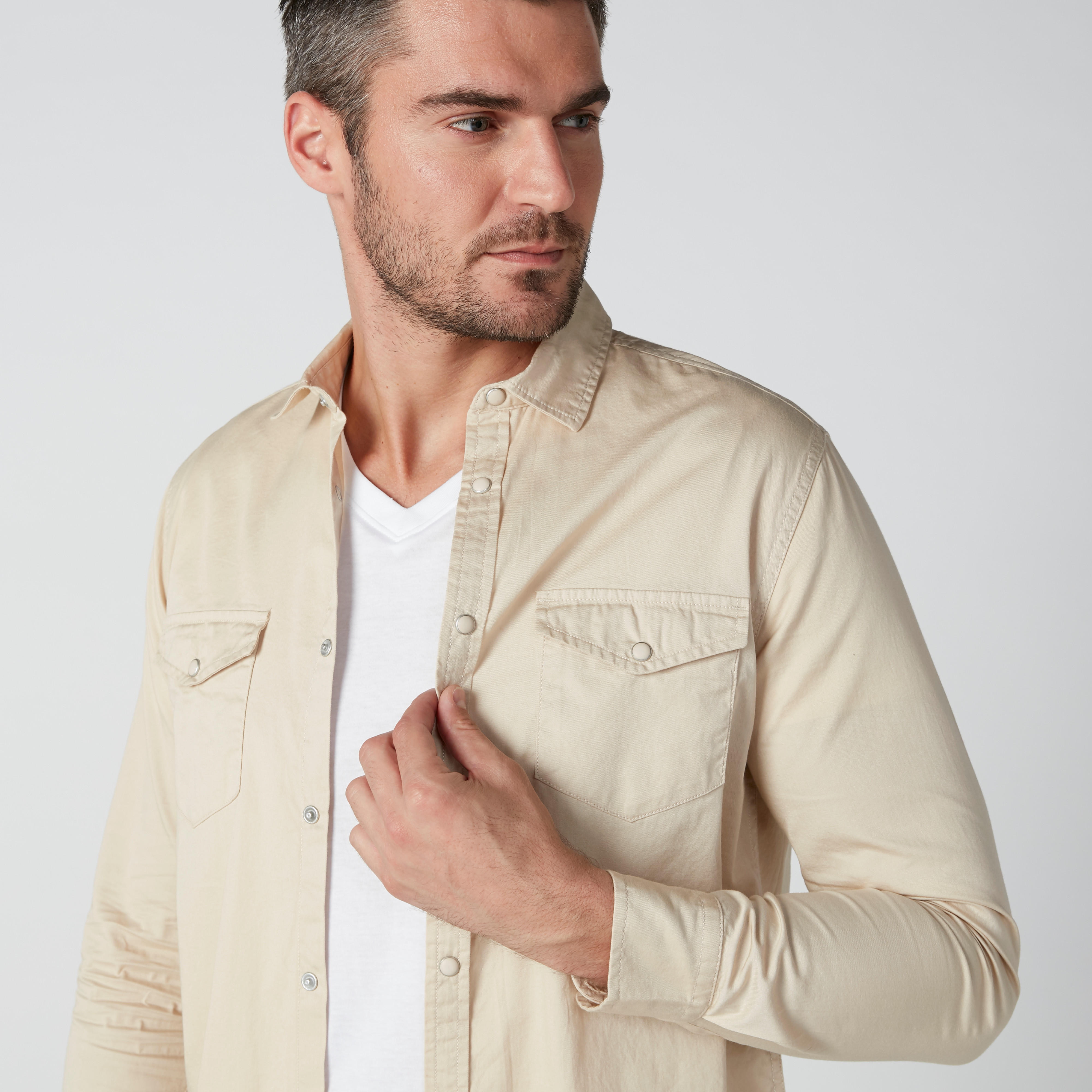 قميص بأكمام طويلة وأزرار وجيوب من لي كوبر-men-clothing-shirts-image-4